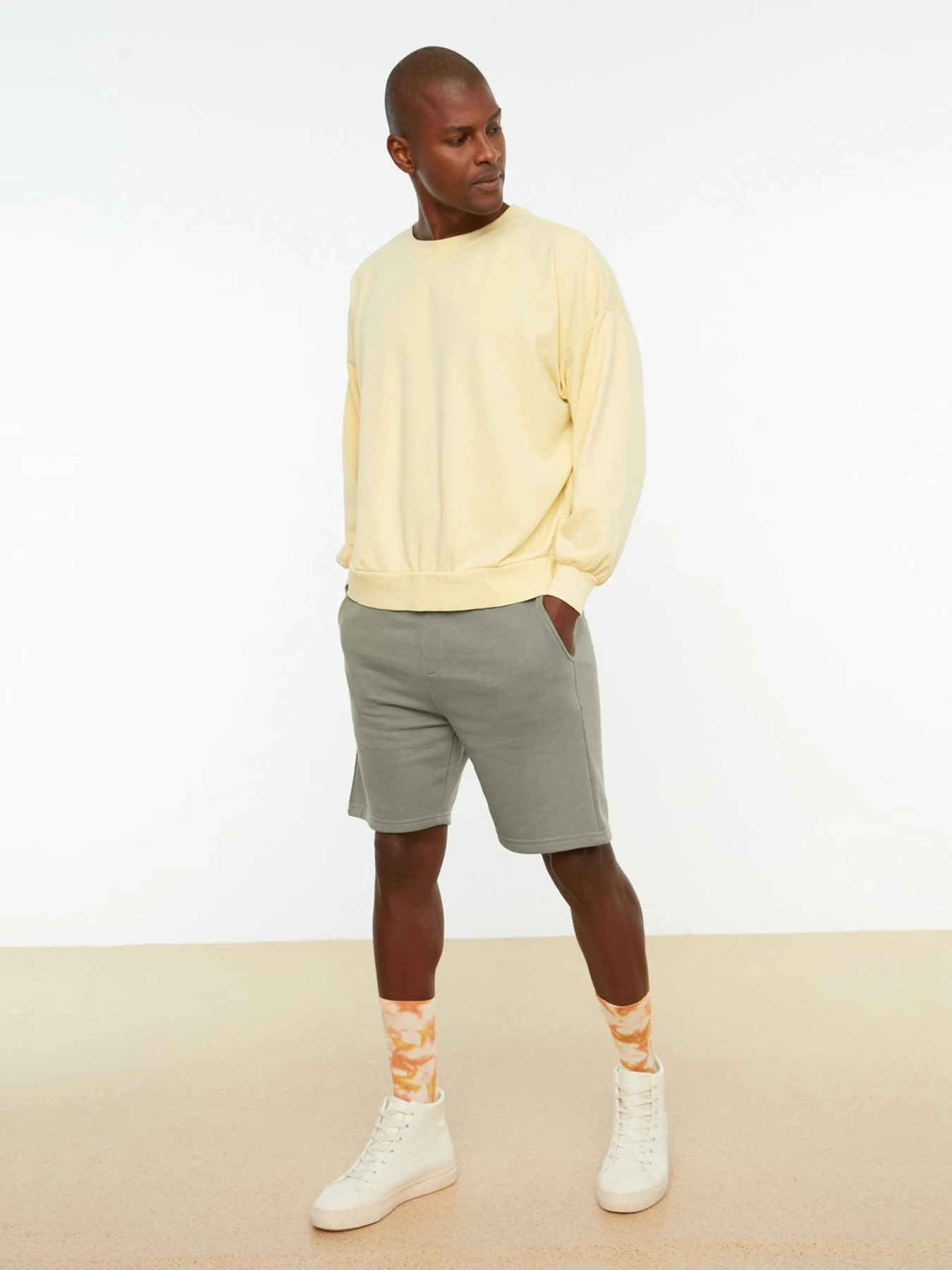 Шорты Trendyol модель TMNSS20SR0068/Haki Фото