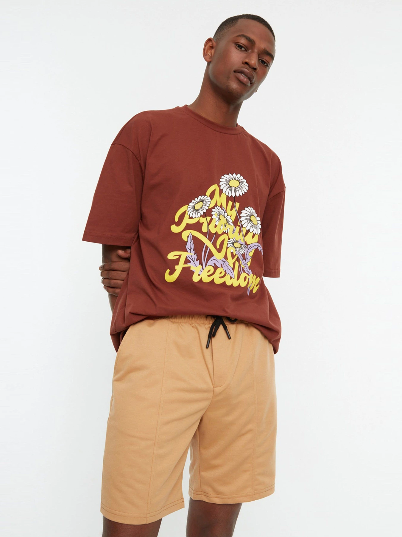 Шорты Trendyol модель TMNSS20SR0070/Camel Фото