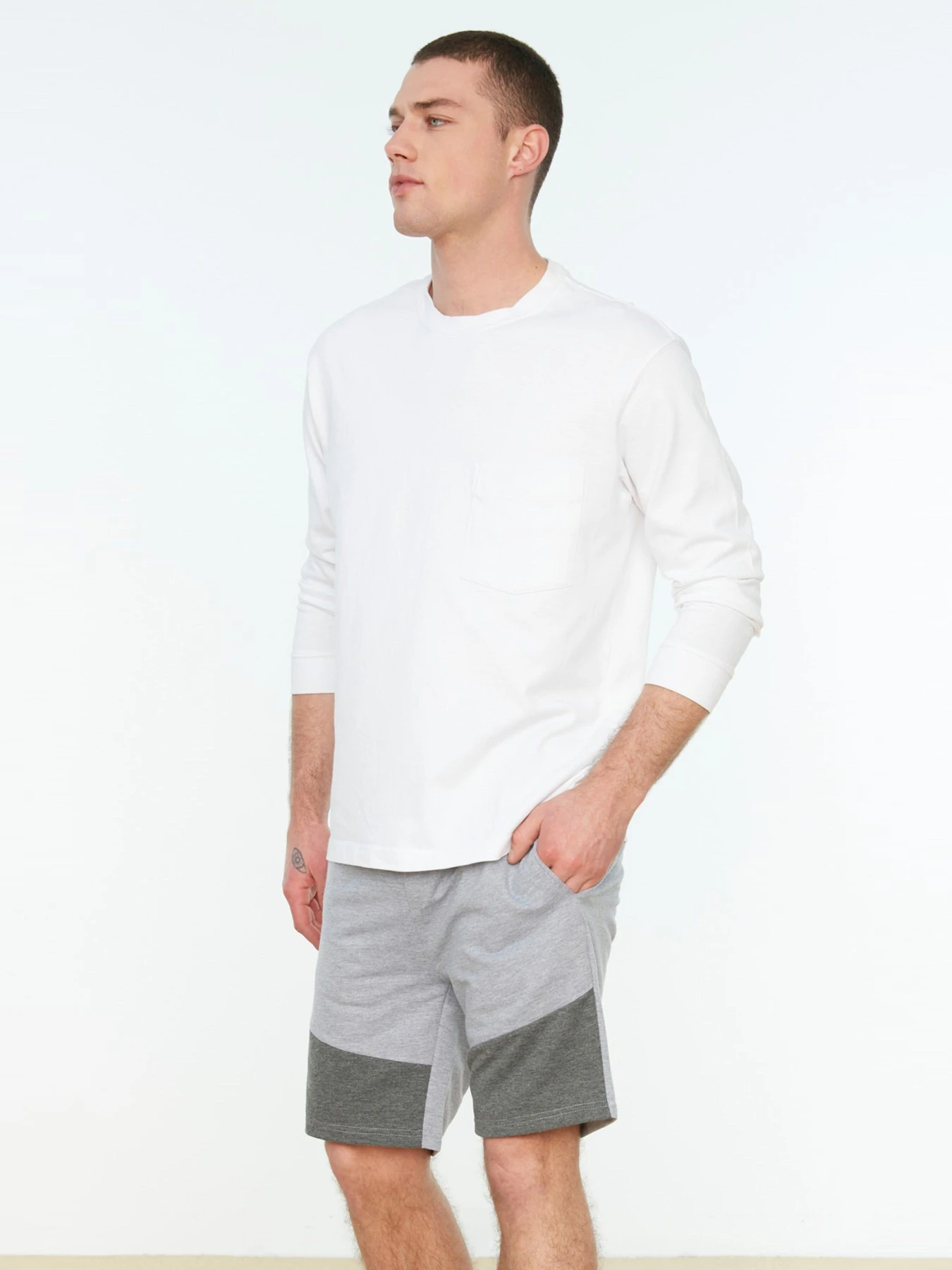 Шорты Trendyol модель TMNSS20SR0079/Gri Фото