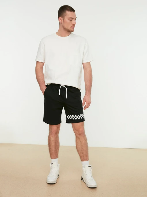 Шорты Trendyol модель TMNSS21SR0140/Siyah Фото
