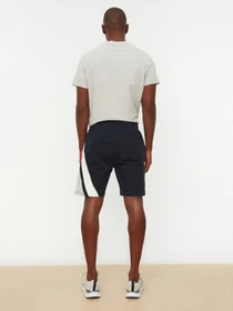 Шорты Trendyol модель TMNSS21SR0174/Lacivert Фото