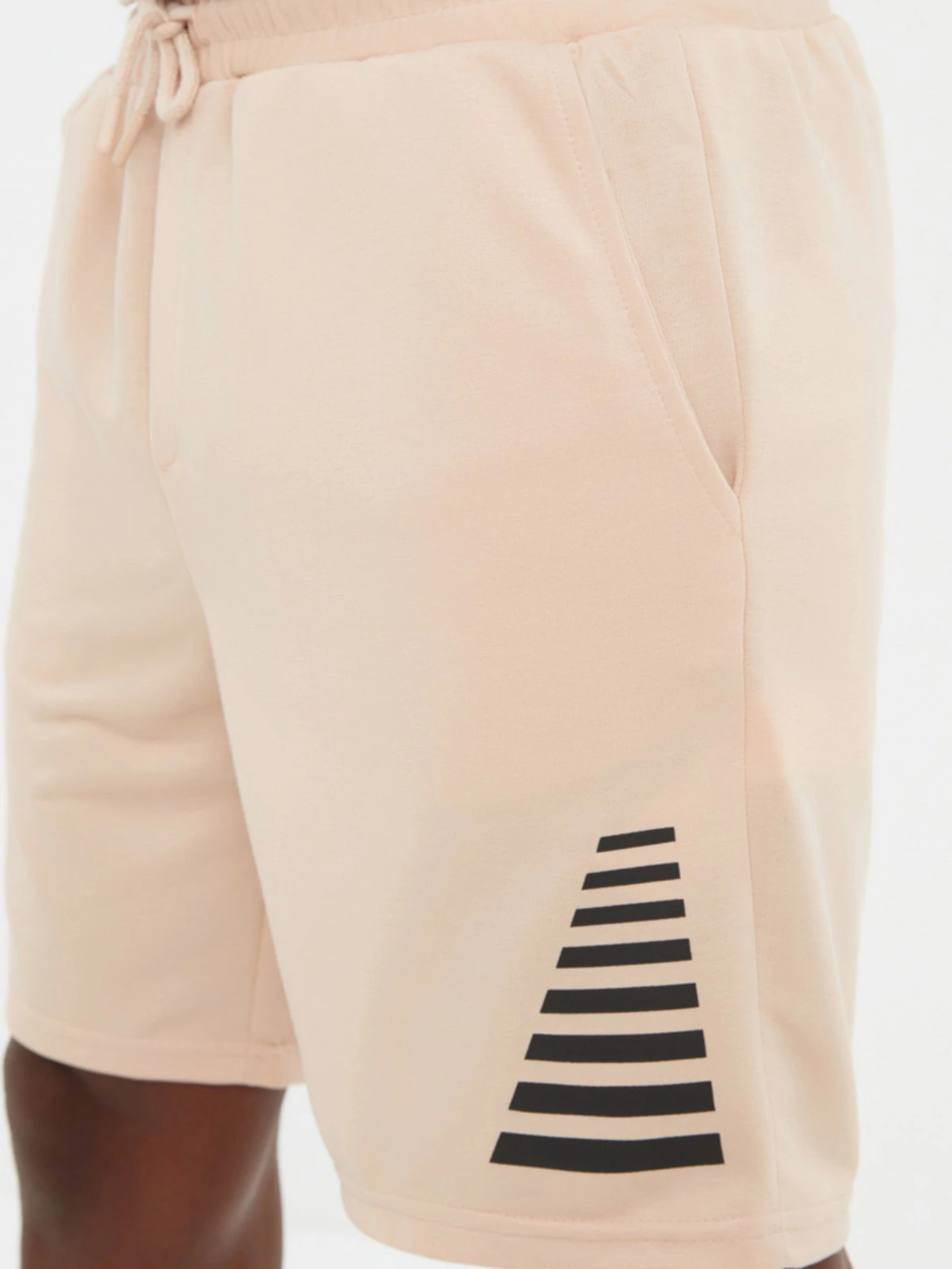 Шорты Trendyol модель TMNSS21SR0194/Bej Шорты Trendyol модель TMNSS21SR0194/Bej Фото