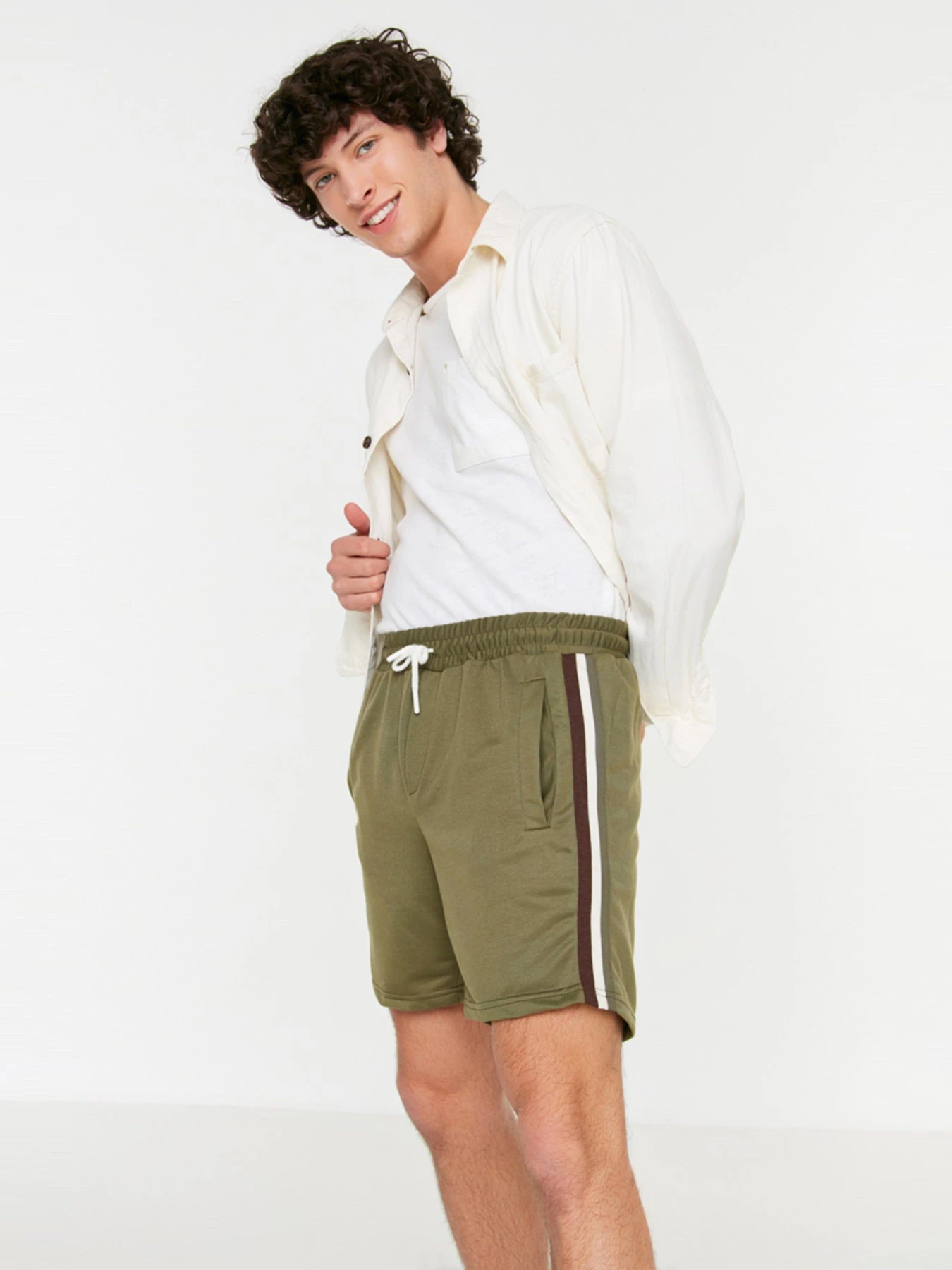 Шорты Trendyol модель TMNSS21SR0253/Haki Фото