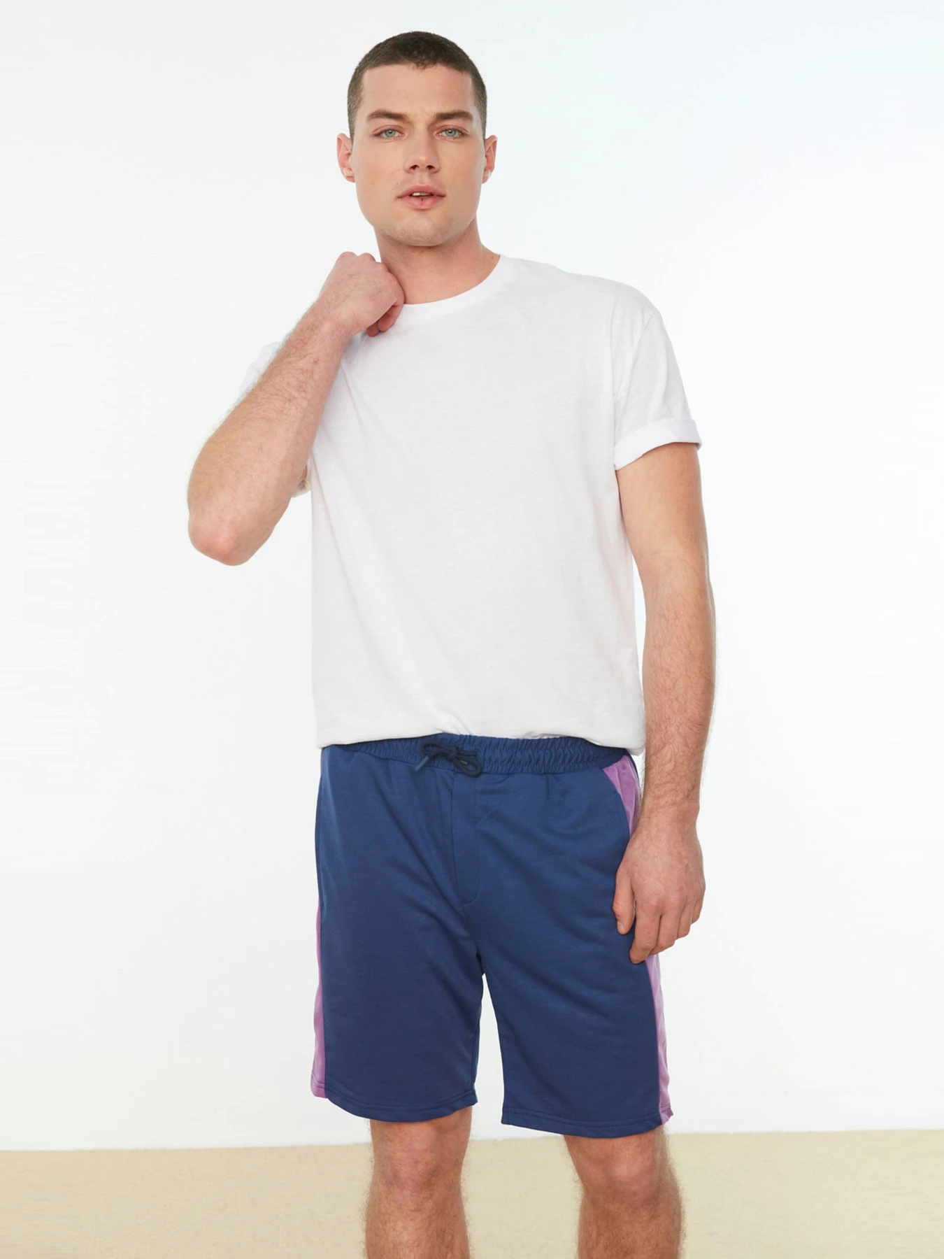 Шорты Trendyol модель TMNSS21SR0305/Lacivert Фото