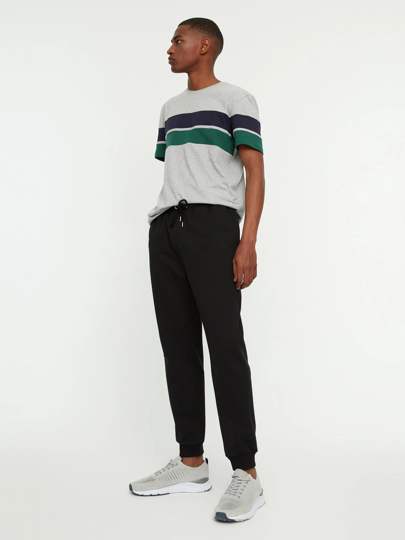Брюки Trendyol модель TMNSS22EA0100/Siyah Фото