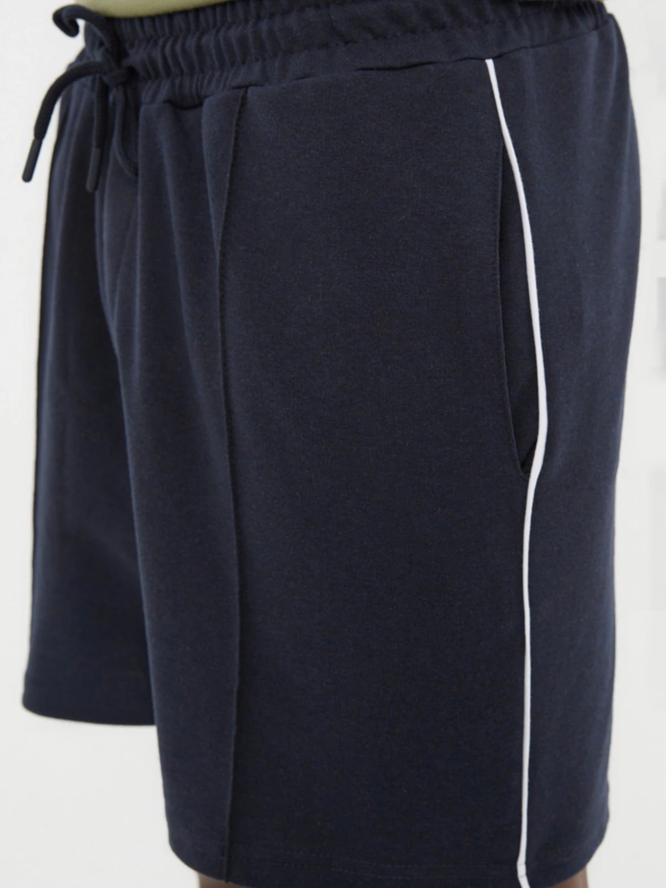 Шорты Trendyol модель TMNSS22SR0108/Lacivert Фото