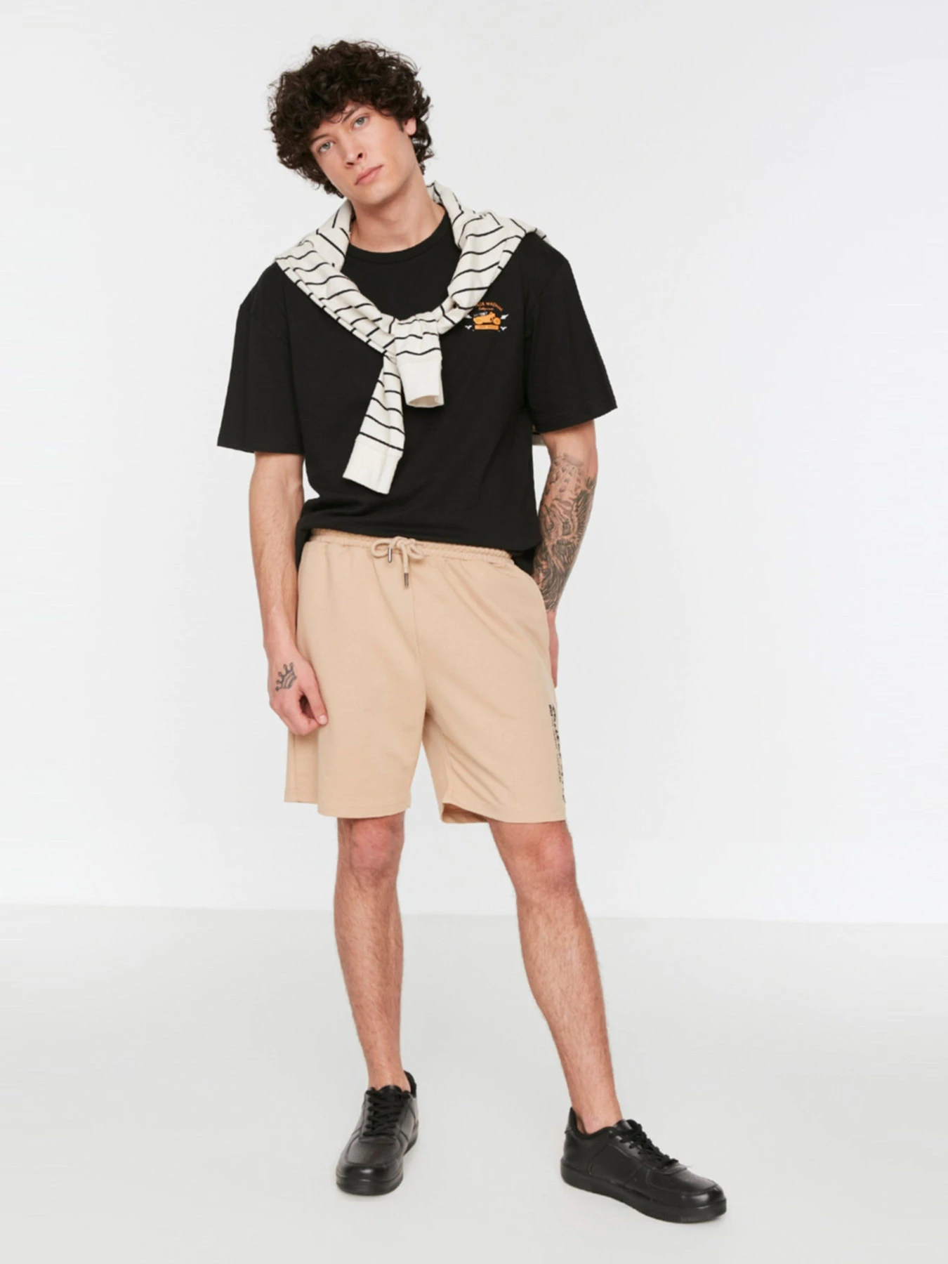 Шорты Trendyol модель TMNSS22SR0266/Bej Шорты Trendyol модель TMNSS22SR0266/Bej Фото
