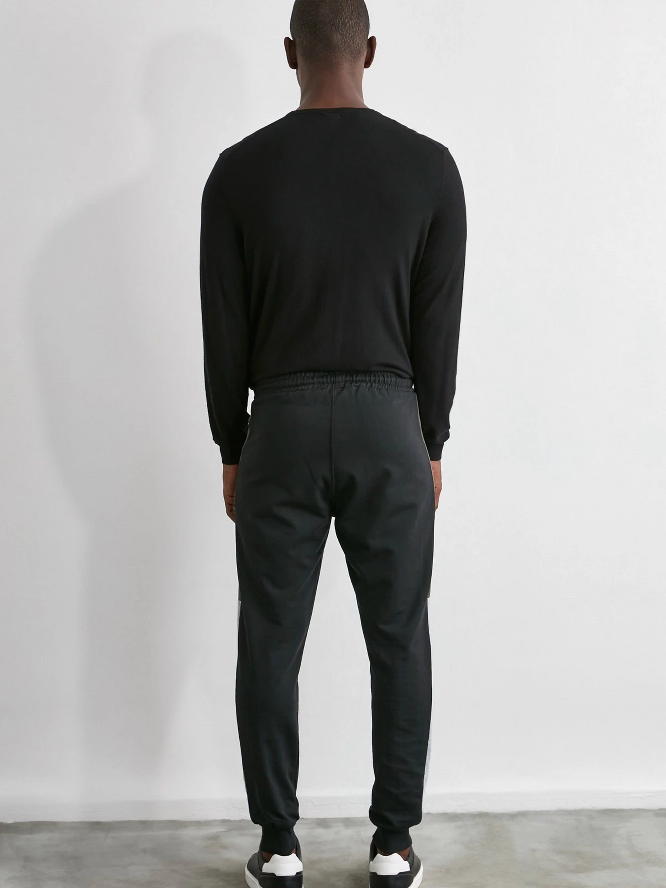 Брюки Trendyol модель TMNAW21EA0223/Siyah Фото