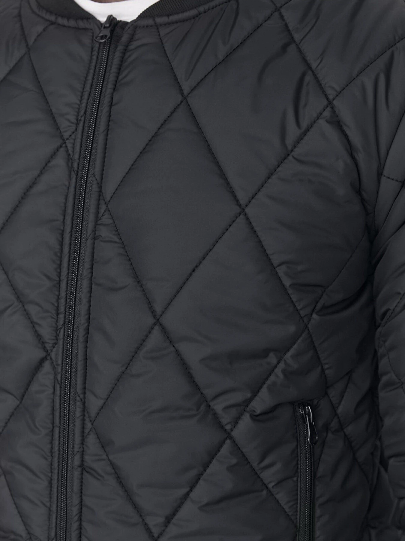 Куртки и дубленки Trendyol модель TMNAW23MO00013/Siyah Куртки и дубленки Trendyol модель TMNAW23MO00013/Siyah Фото