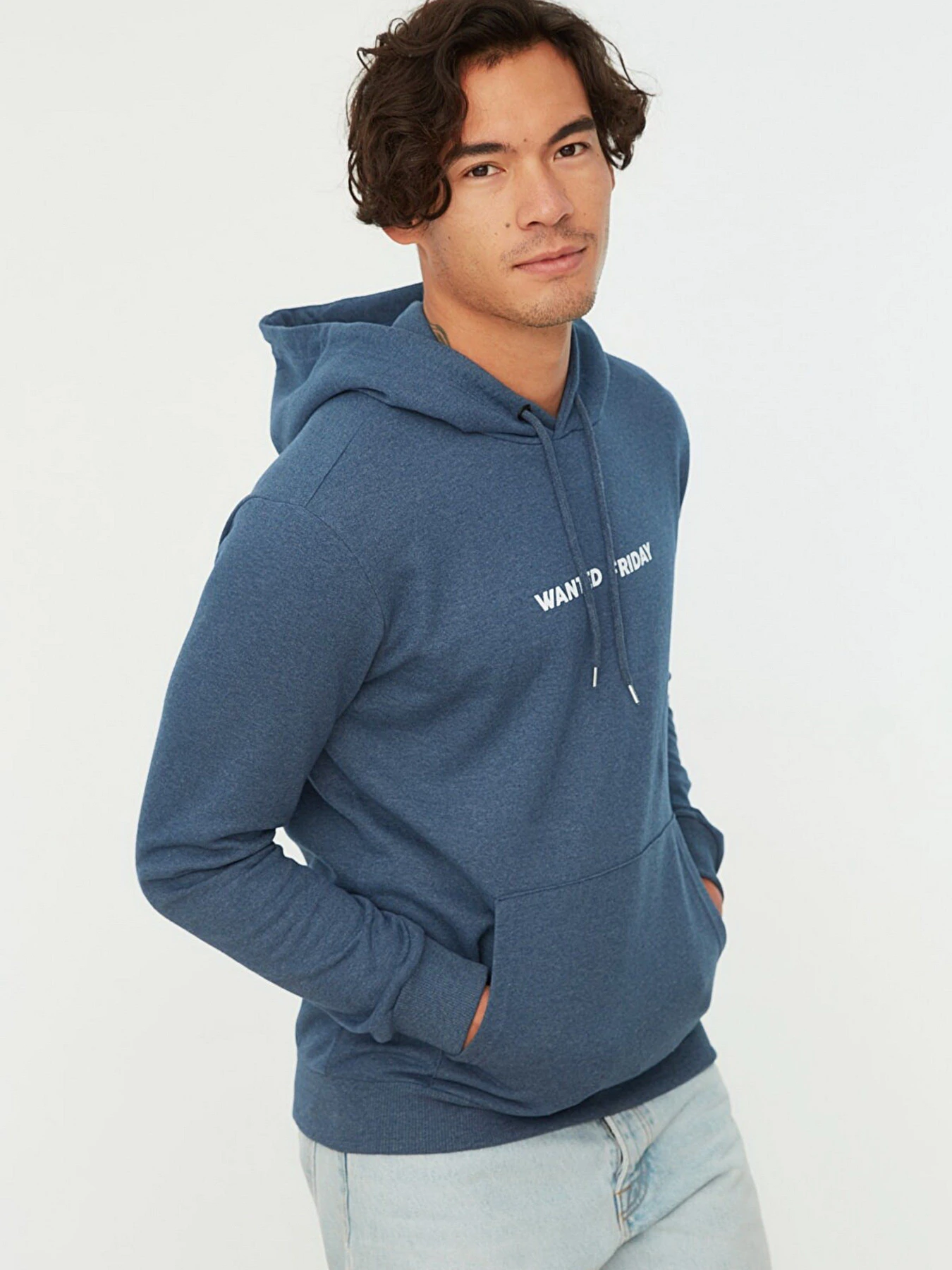 Худі та світшоти Trendyol модель TMNAW21SW0617/Indigo Худі та світшоти Trendyol модель TMNAW21SW0617/Indigo Фото