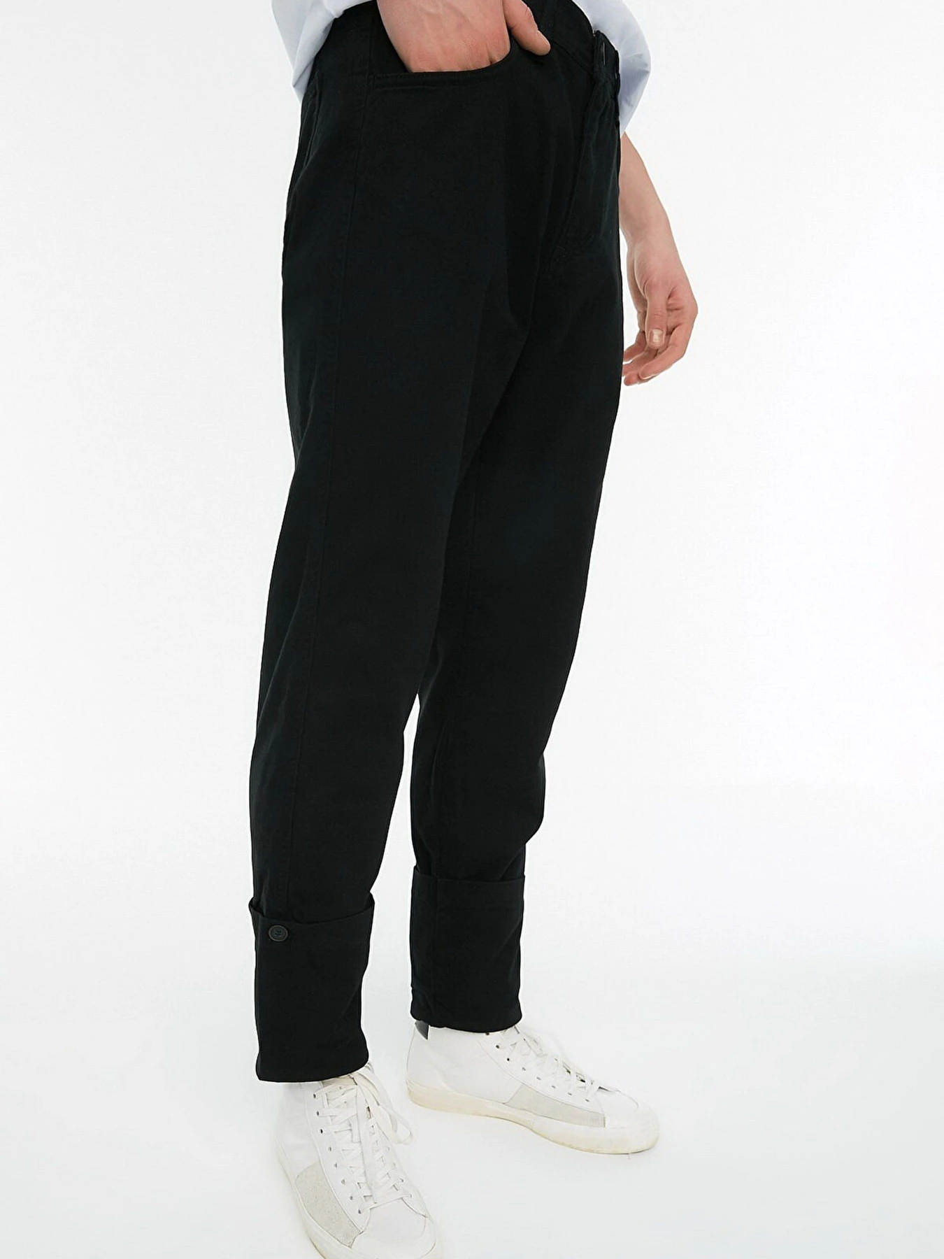 Джинсы Trendyol модель TMNSS22PL00003/Siyah Фото