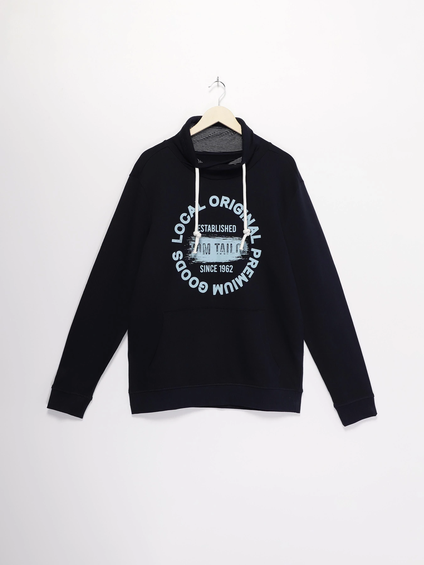 Худи и свитшоты Tom Tailor модель 1030545.XX.10_т.синій комб. Худи и свитшоты Tom Tailor модель 1030545.XX.10_т.синій комб. Фото