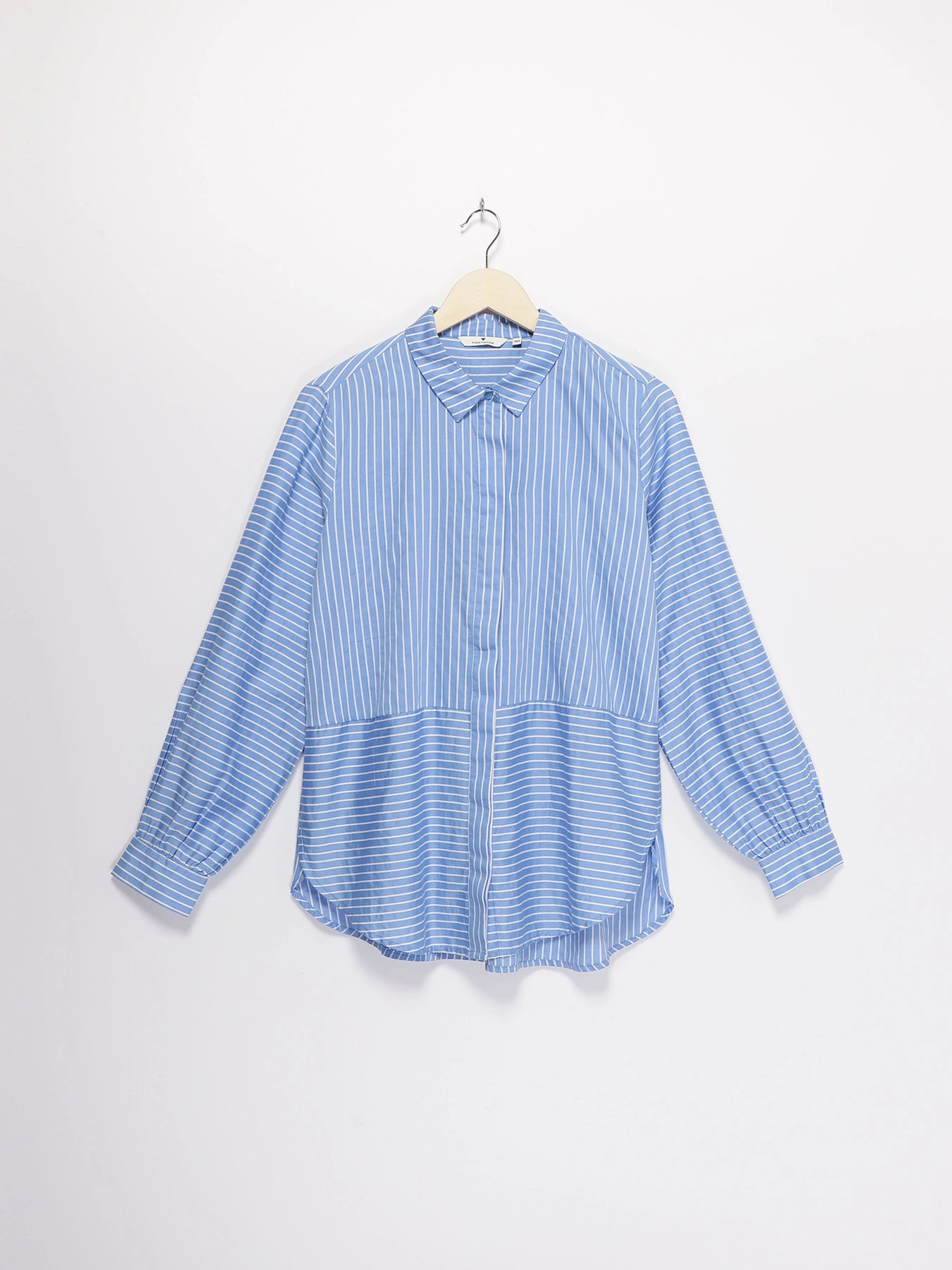 Сорочки Tom Tailor модель 1008061.XX.70_с.синій з білим Сорочки Tom Tailor модель 1008061.XX.70_с.синій з білим Фото