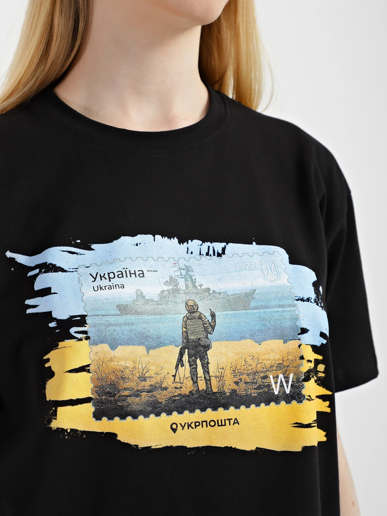 Футболки и поло Intertop Ukrposhta модель 11130 Футболки и поло Intertop Ukrposhta модель 11130 Фото