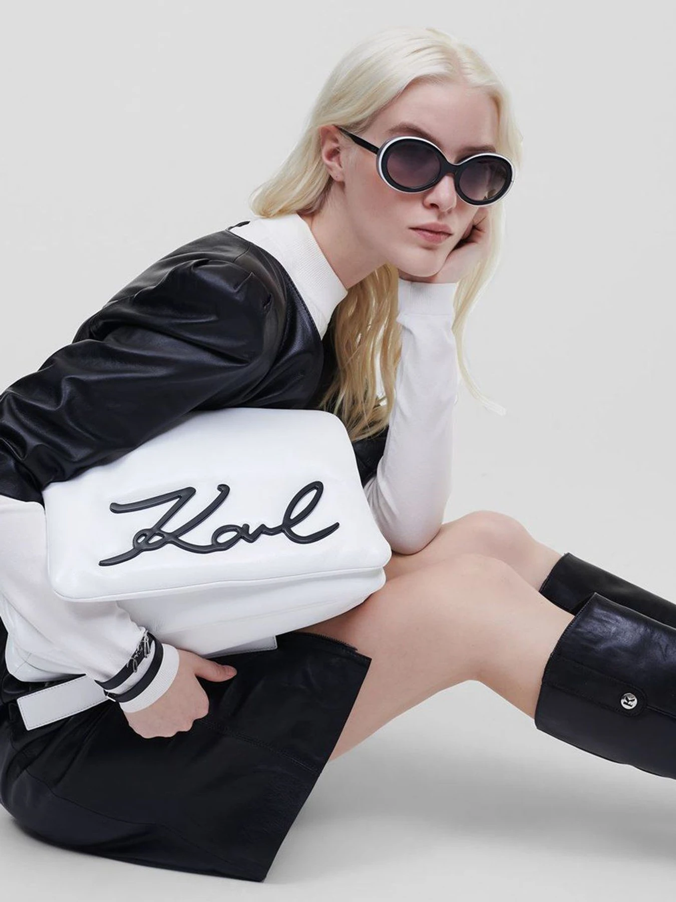 Сумки Karl Lagerfeld Signature модель 220W3005_100 Фото