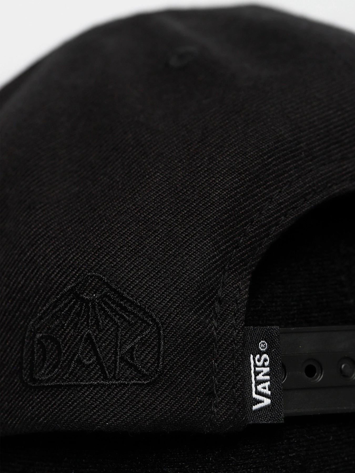 Шапки и кепки Vans Dr Vintage Unstructured модель VN0A549VBLK1 Шапки и кепки Vans Dr Vintage Unstructured модель VN0A549VBLK1 Фото