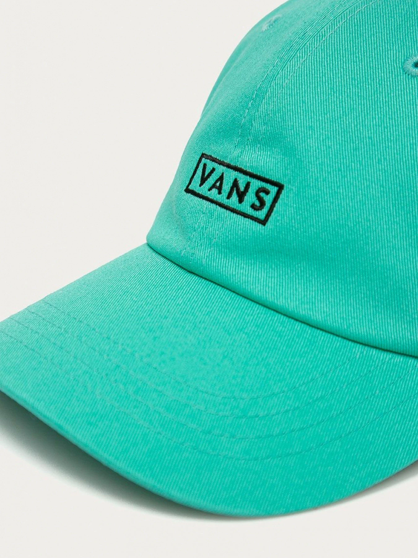 Шапки та кепки Vans Curved Bill Jockey модель VN0A36IUZ6R1 Шапки та кепки Vans Curved Bill Jockey модель VN0A36IUZ6R1 Фото