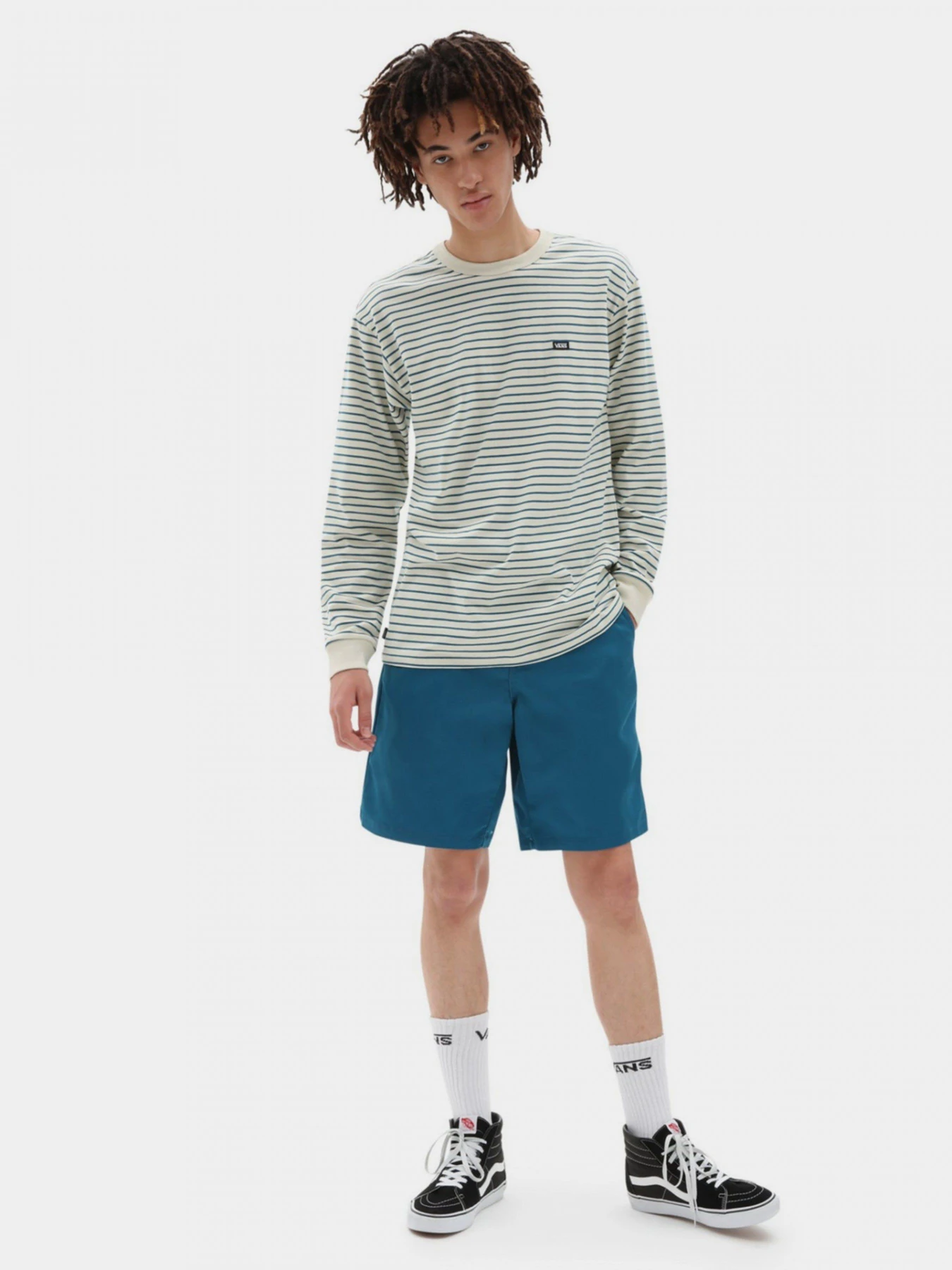 Шорты Vans Authentic Stretch модель VN0A5FEC1QQ1 Шорты Vans Authentic Stretch модель VN0A5FEC1QQ1 Фото