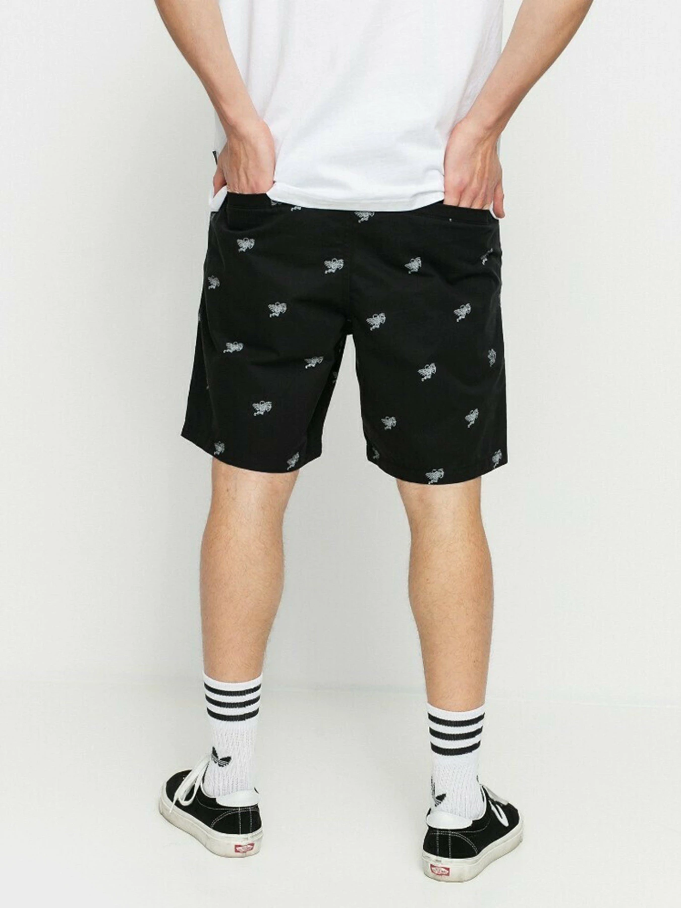 Шорты Vans Range модель VN0A3W4VZ6O1 Шорты Vans Range модель VN0A3W4VZ6O1 Фото