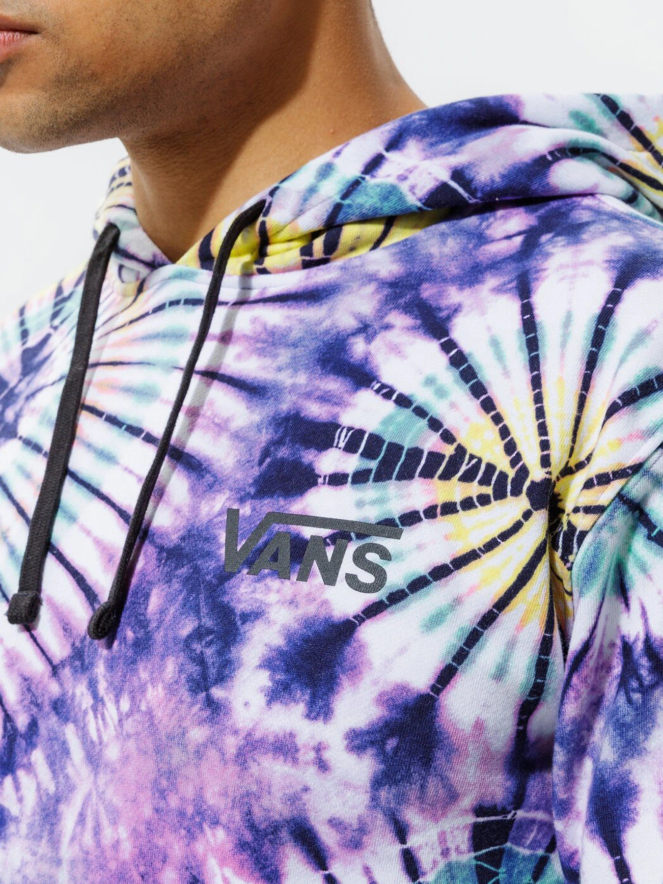 Худи и свитшоты Vans модель VN0A54AIZ7E1 Худи и свитшоты Vans модель VN0A54AIZ7E1 Фото