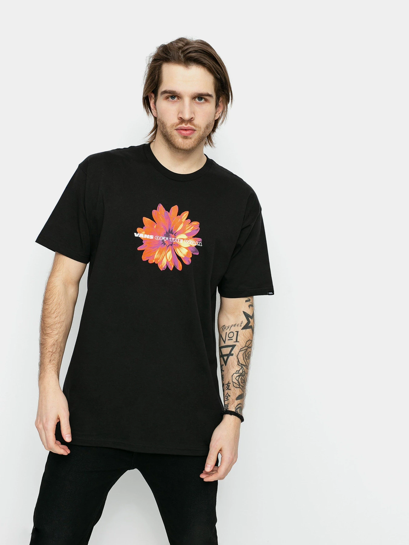 Футболки и поло Vans BLOOMING модель VN0A54CFBLK1 Футболки и поло Vans BLOOMING модель VN0A54CFBLK1 Фото