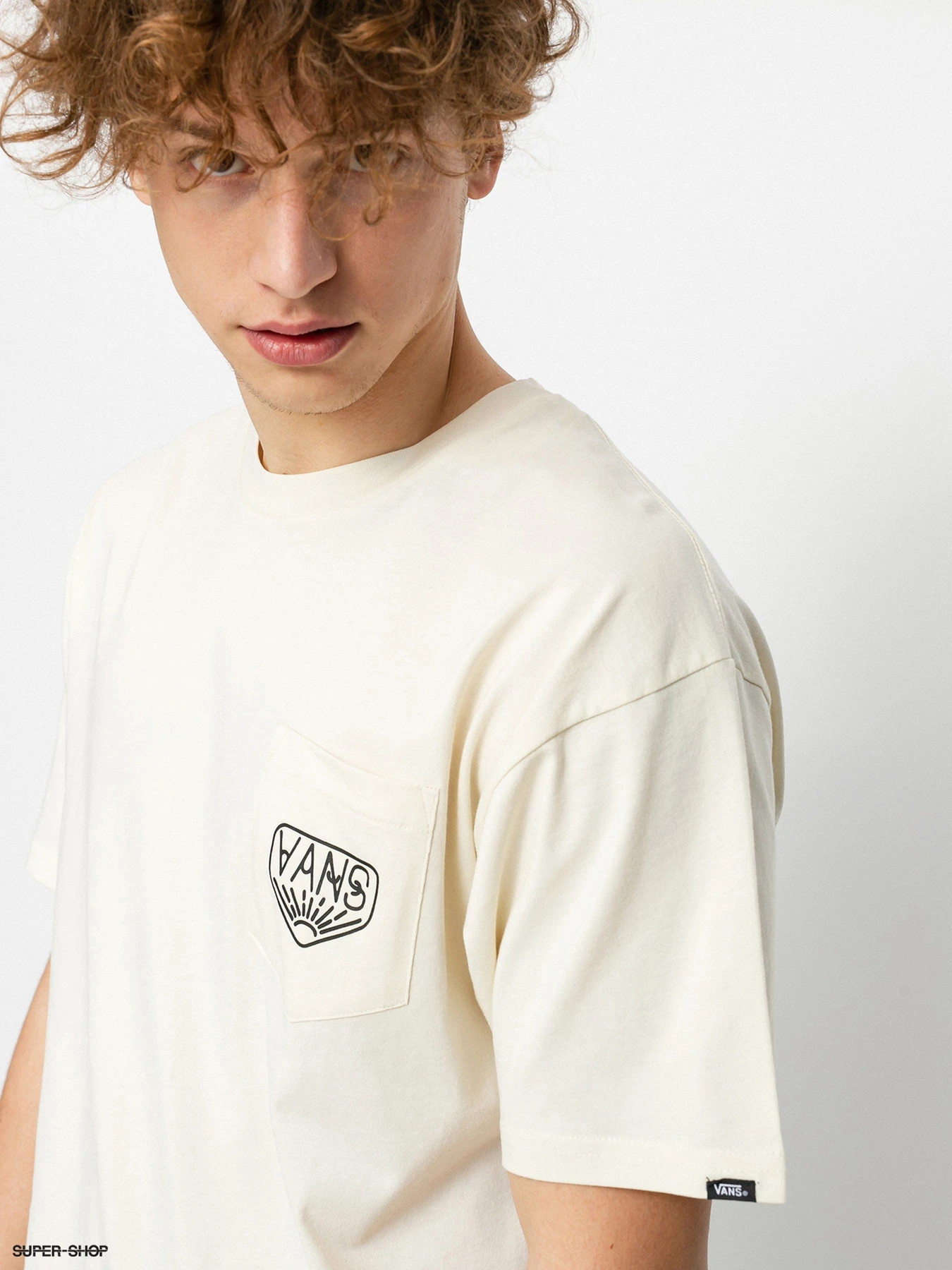 Футболки и поло Vans Dakota Roche Logo модель VN0A5E3VZ6K1 Футболки и поло Vans Dakota Roche Logo модель VN0A5E3VZ6K1 Фото