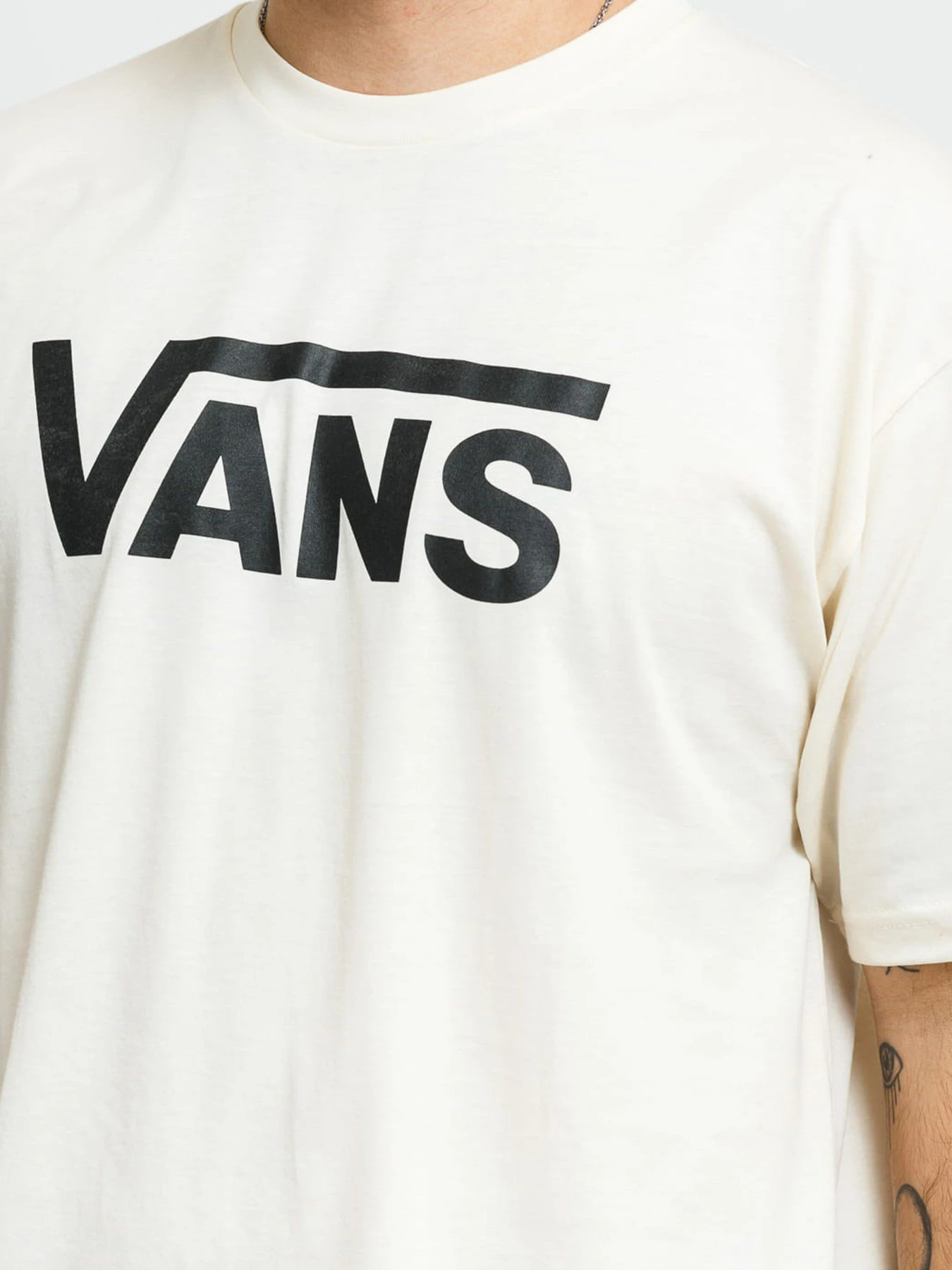 Футболки и поло Vans Classic модель VN000GGGZ5P1 Футболки и поло Vans Classic модель VN000GGGZ5P1 Фото