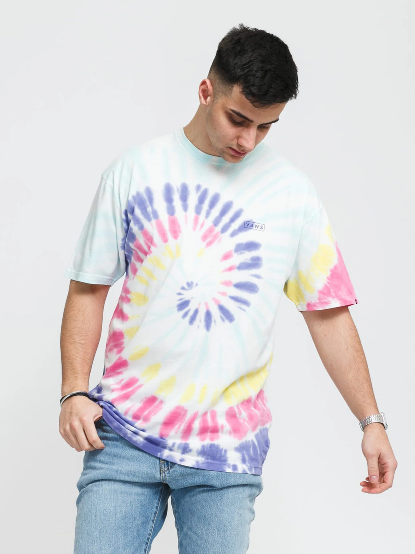 Футболки и поло Vans DROP V SPIRAL модель VN0A54C1Z4R1 Футболки и поло Vans DROP V SPIRAL модель VN0A54C1Z4R1 Фото
