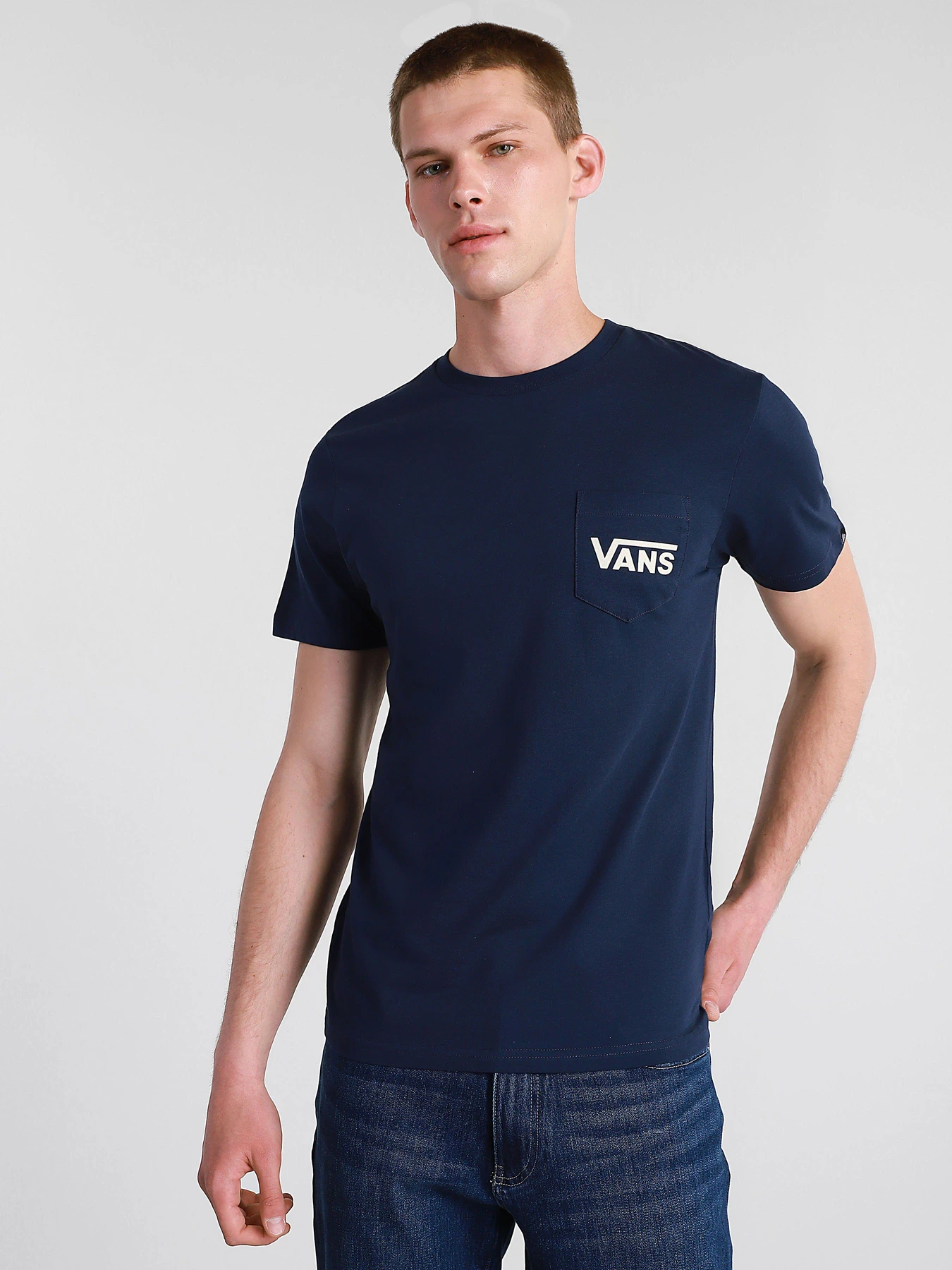 Футболки і поло Vans OTW Classic модель VN0A2YQVZ581 Футболки і поло Vans OTW Classic модель VN0A2YQVZ581 Фото