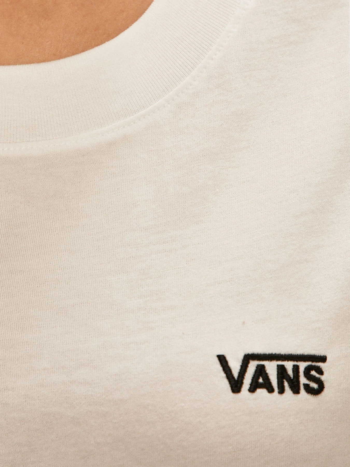 Футболки и поло Vans BOXY модель VN0A4MFLWHT1 Футболки и поло Vans BOXY модель VN0A4MFLWHT1 Фото
