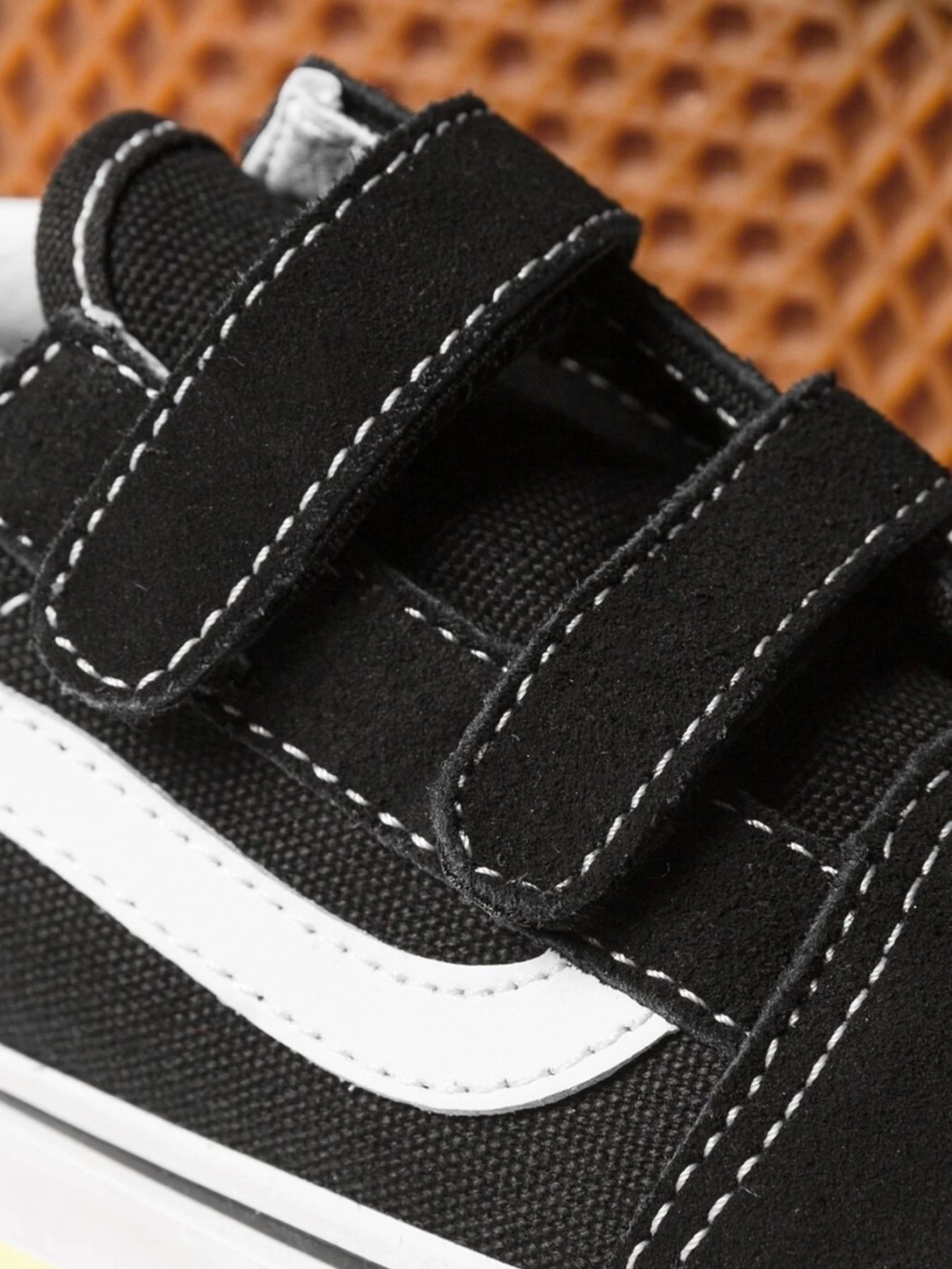 Кеды Vans Old Skool V модель VN000D3YBLK1 Кеды Vans Old Skool V модель VN000D3YBLK1 Фото