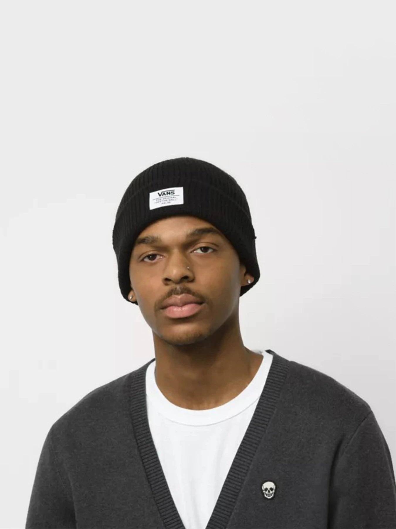 Шапки та кепки Vans RONAN CUFF BEANIE модель VN0A5FI2BLK1 Шапки та кепки Vans RONAN CUFF BEANIE модель VN0A5FI2BLK1 Фото