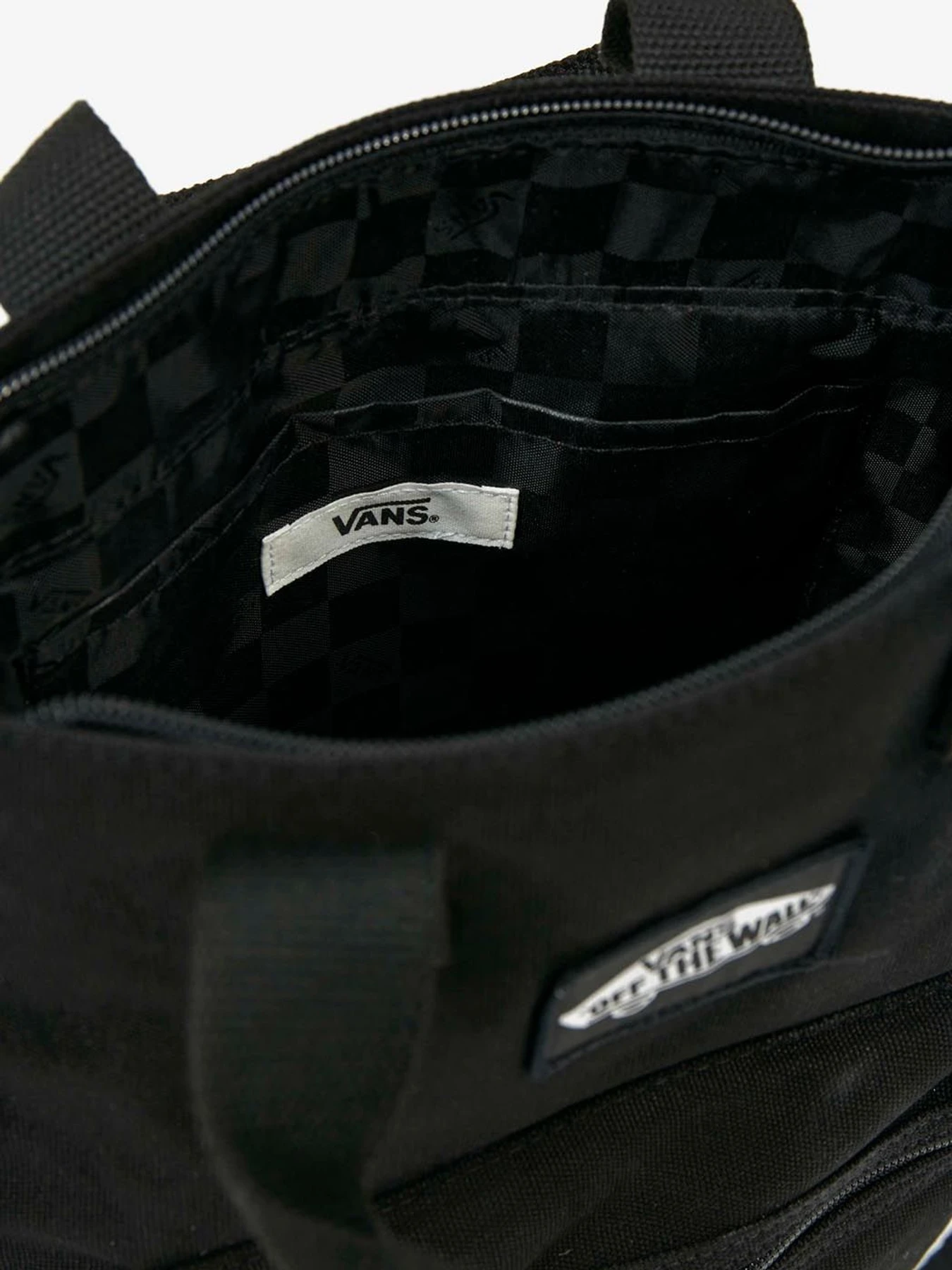 Рюкзаки Vans Free Hand модель VN0A5I1DBLK1 Рюкзаки Vans Free Hand модель VN0A5I1DBLK1 Фото