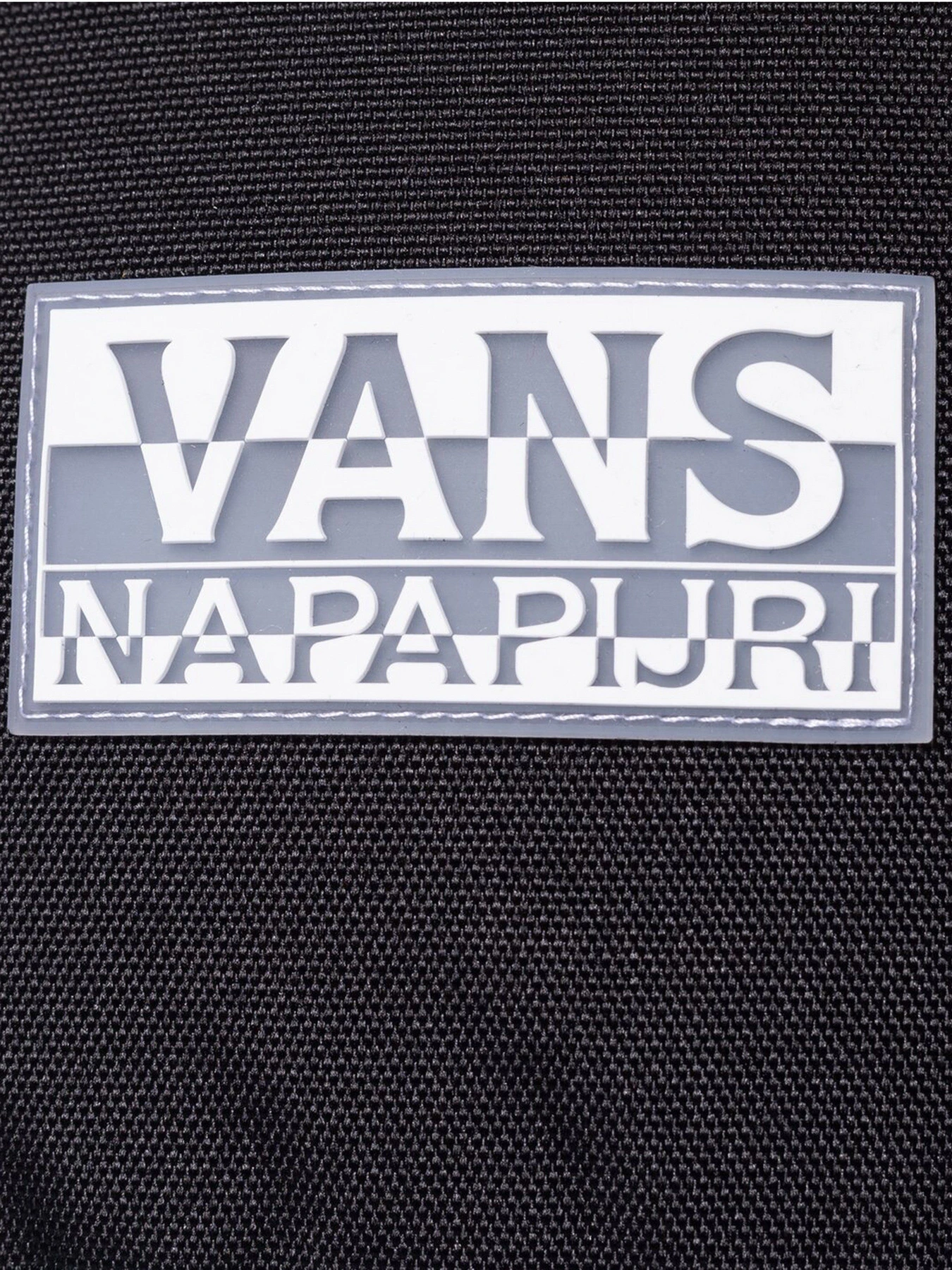Рюкзаки Vans х Napapijri модель VN0A53WYBLK1 Рюкзаки Vans х Napapijri модель VN0A53WYBLK1 Фото
