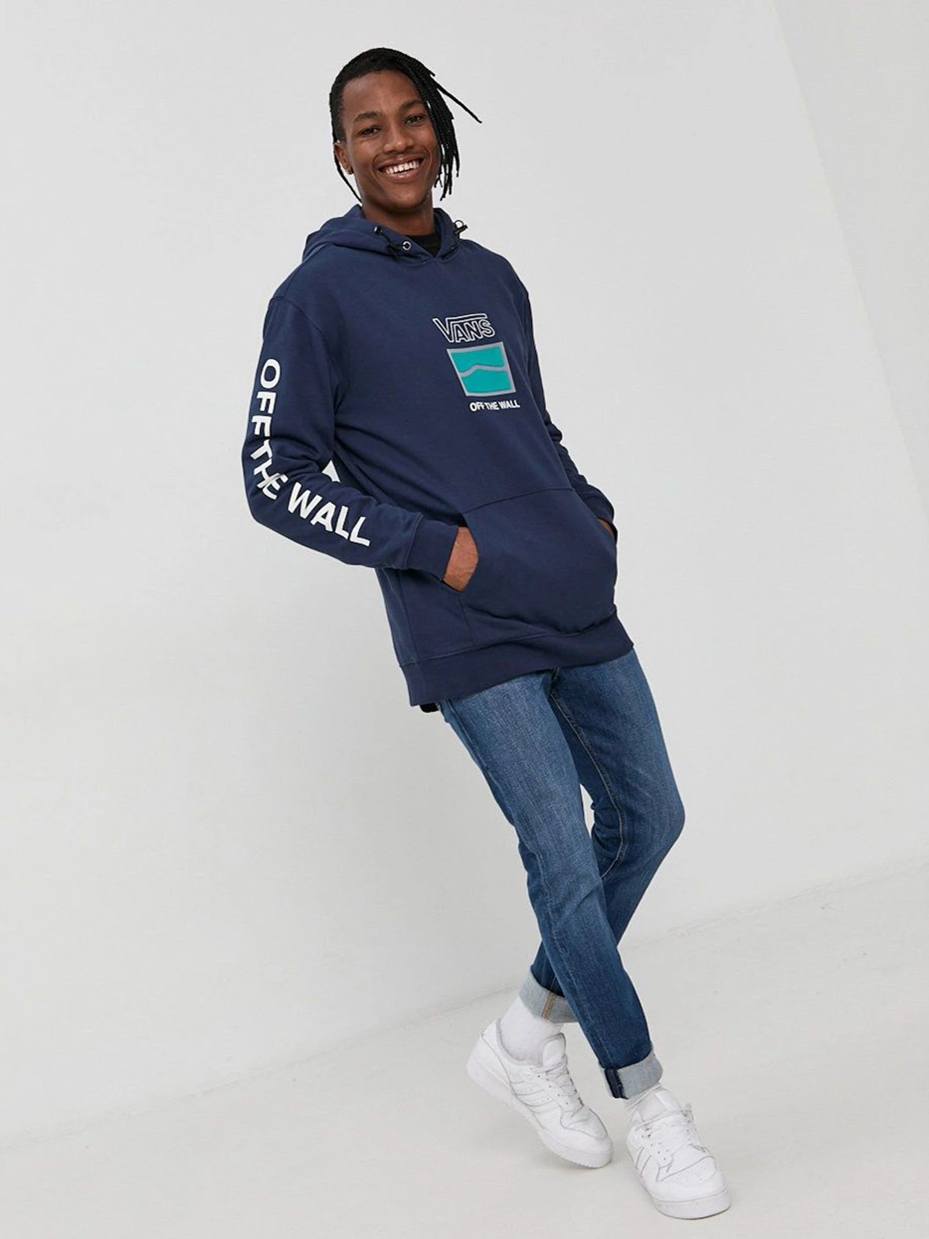 Худи и свитшоты Vans Classic модель VN0A5KDWLKZ1 Худи и свитшоты Vans Classic модель VN0A5KDWLKZ1 Фото