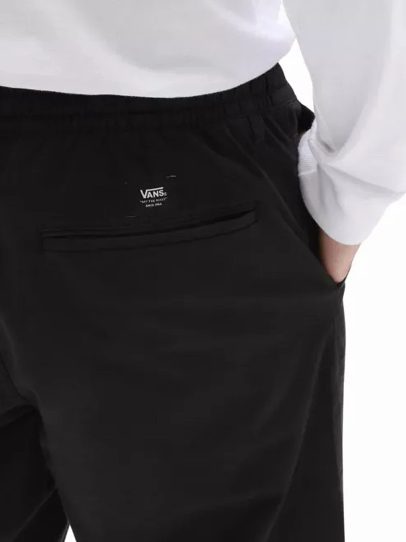 Штани Vans Range Relaxed модель VN0A5FJJBLK1 Штани Vans Range Relaxed модель VN0A5FJJBLK1 Фото
