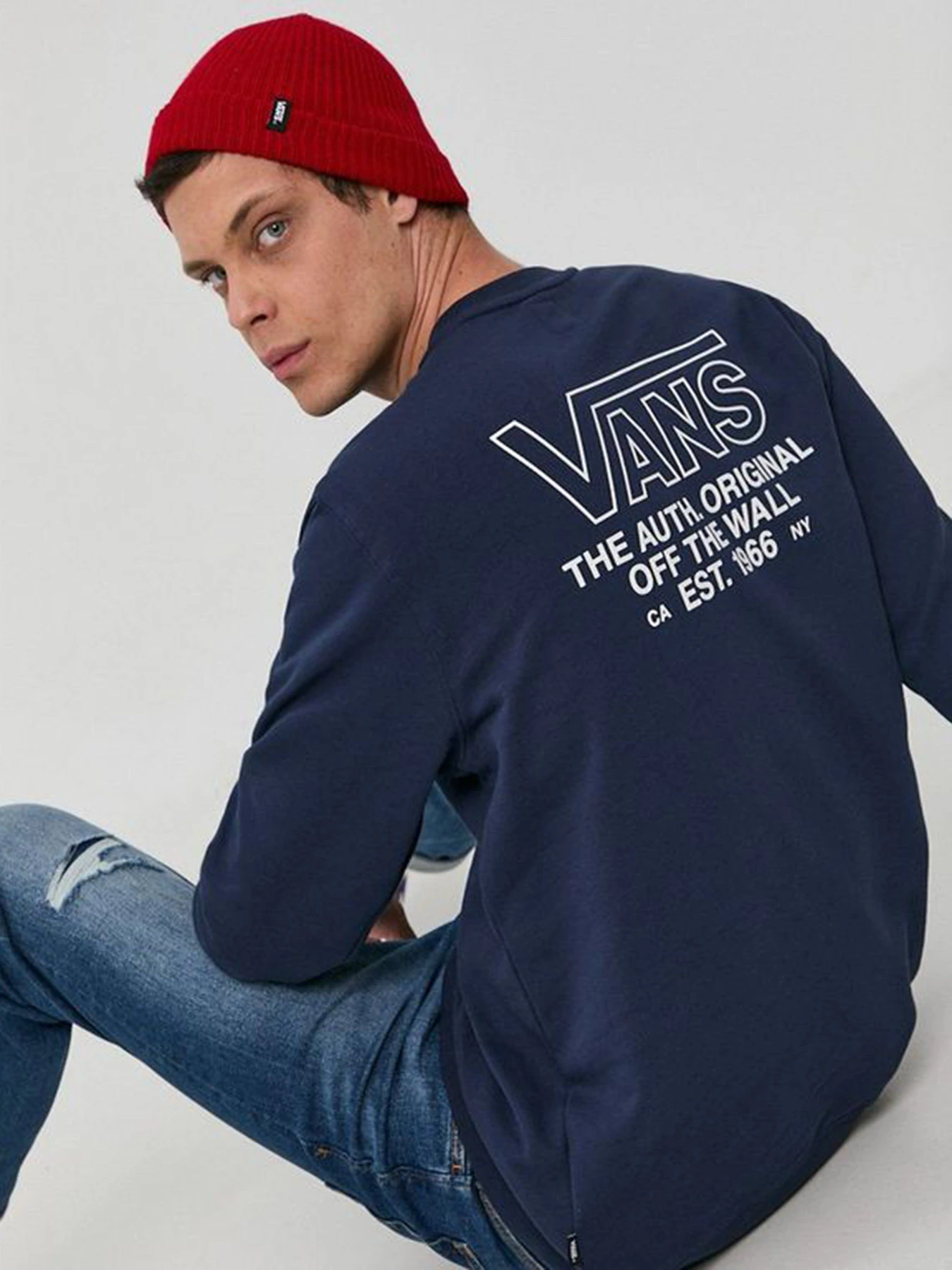Худи и свитшоты Vans Sequence модель VN0A5KDVLKZ1 Худи и свитшоты Vans Sequence модель VN0A5KDVLKZ1 Фото