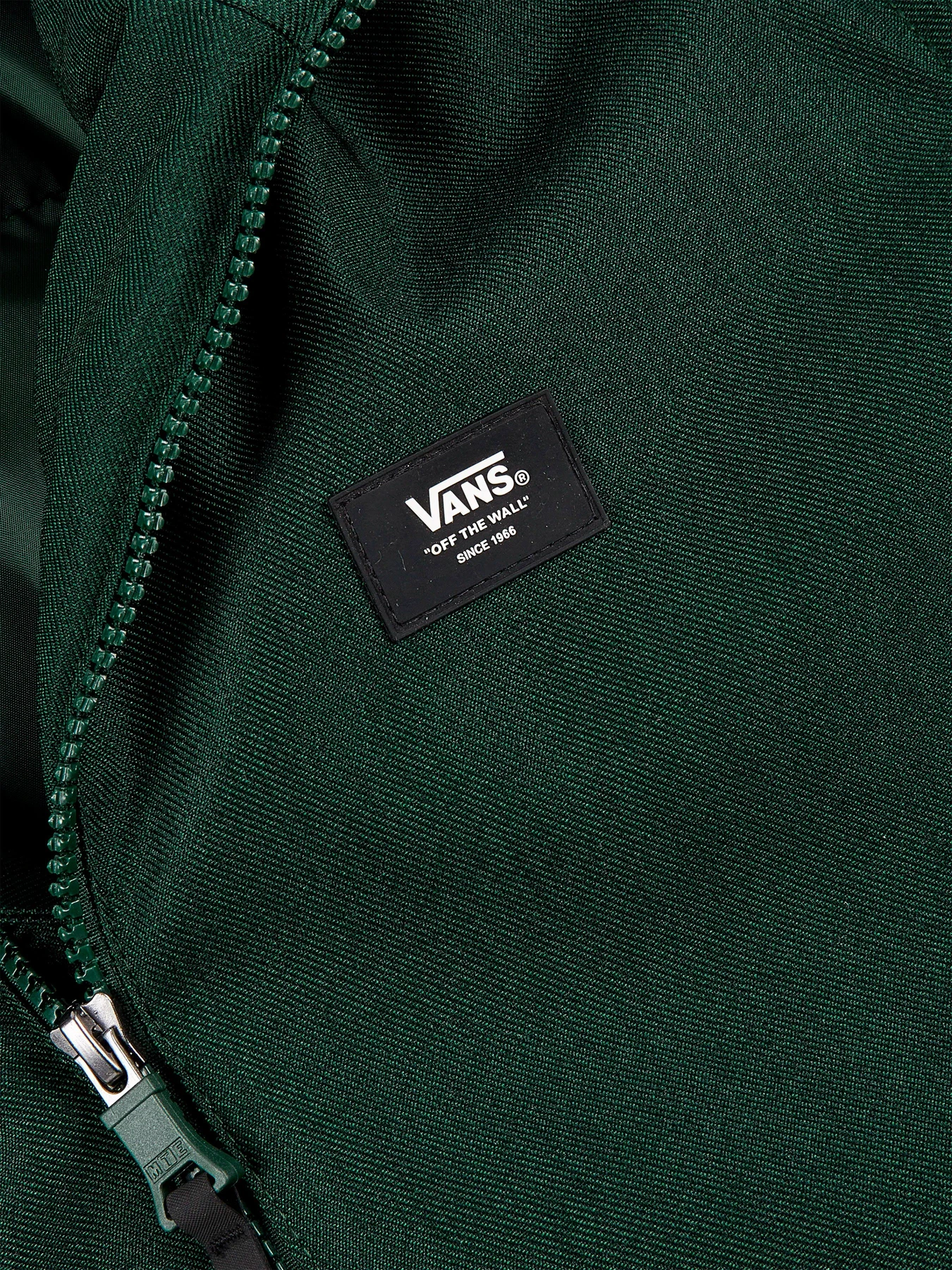 Куртки и дубленки Vans Wells модель VN0A5KQEZA61 Фото