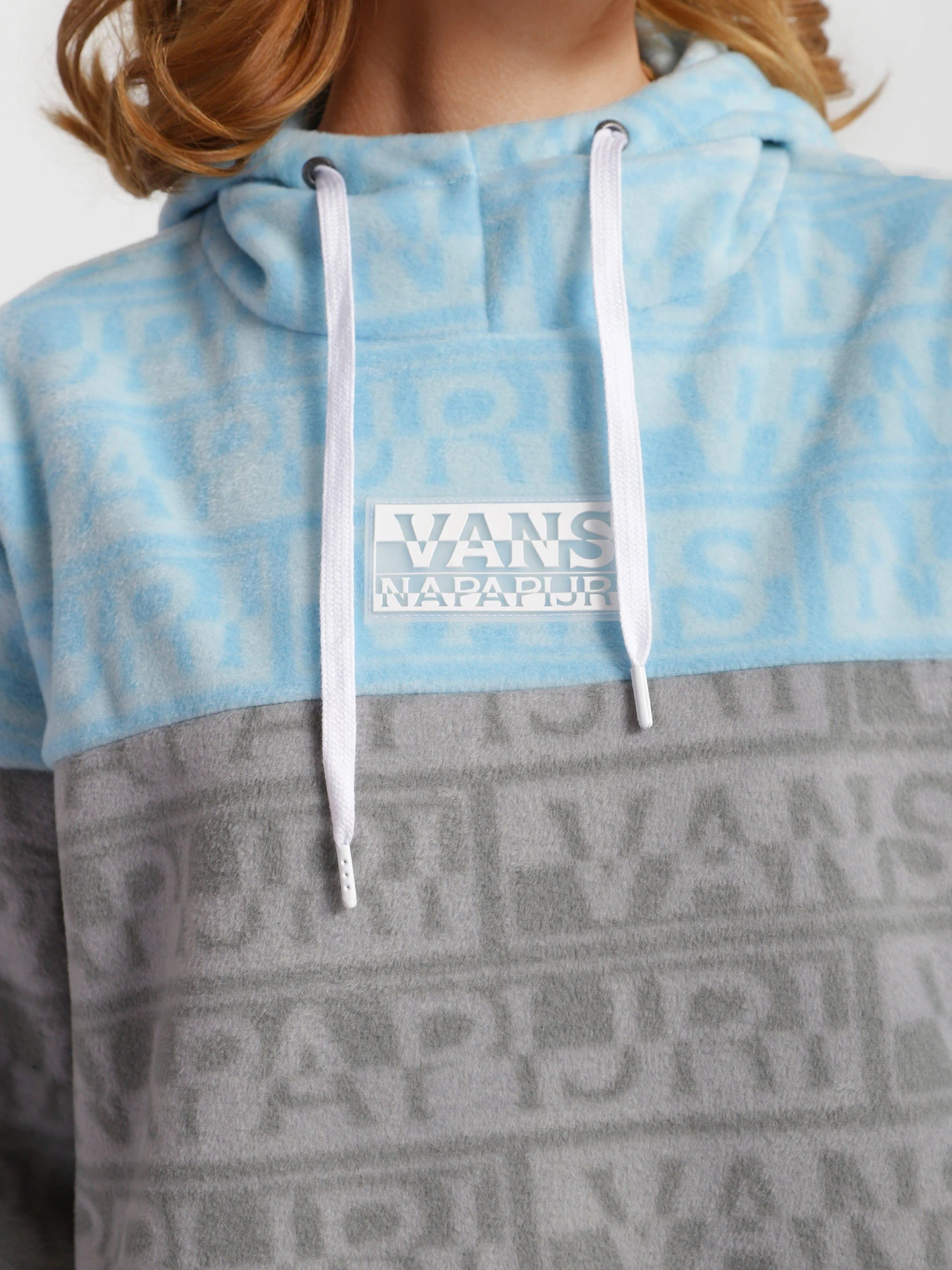 Худі та світшоти Vans X NAPAPIJRI FLEECE модель VN0A53WWBLK1 Худі та світшоти Vans X NAPAPIJRI FLEECE модель VN0A53WWBLK1 Фото