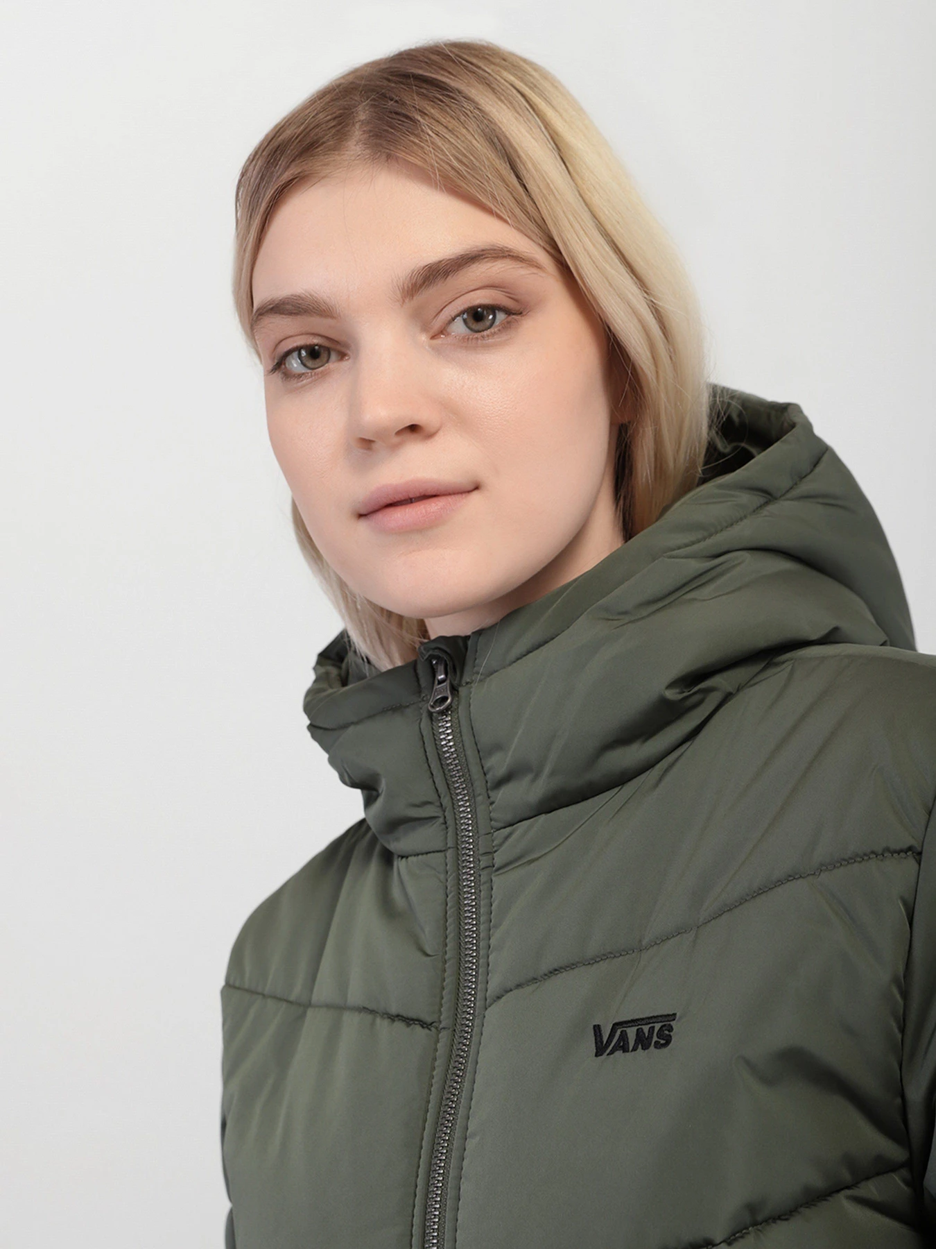 Куртки и дубленки Vans Foundry Long MTE модель VN0A5JNM7WJ1 Куртки и дубленки Vans Foundry Long MTE модель VN0A5JNM7WJ1 Фото