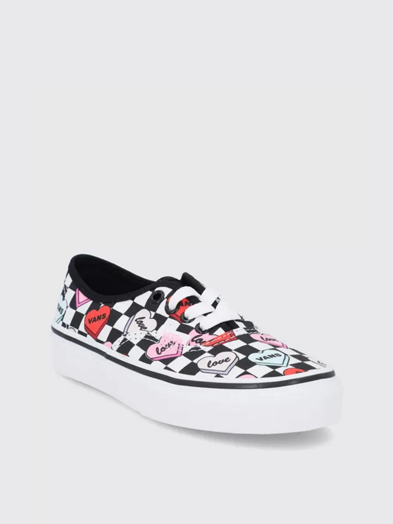 Кеды Vans Authentic Candy Hearts модель VN0A3UIVABY1 Кеды Vans Authentic Candy Hearts модель VN0A3UIVABY1 Фото