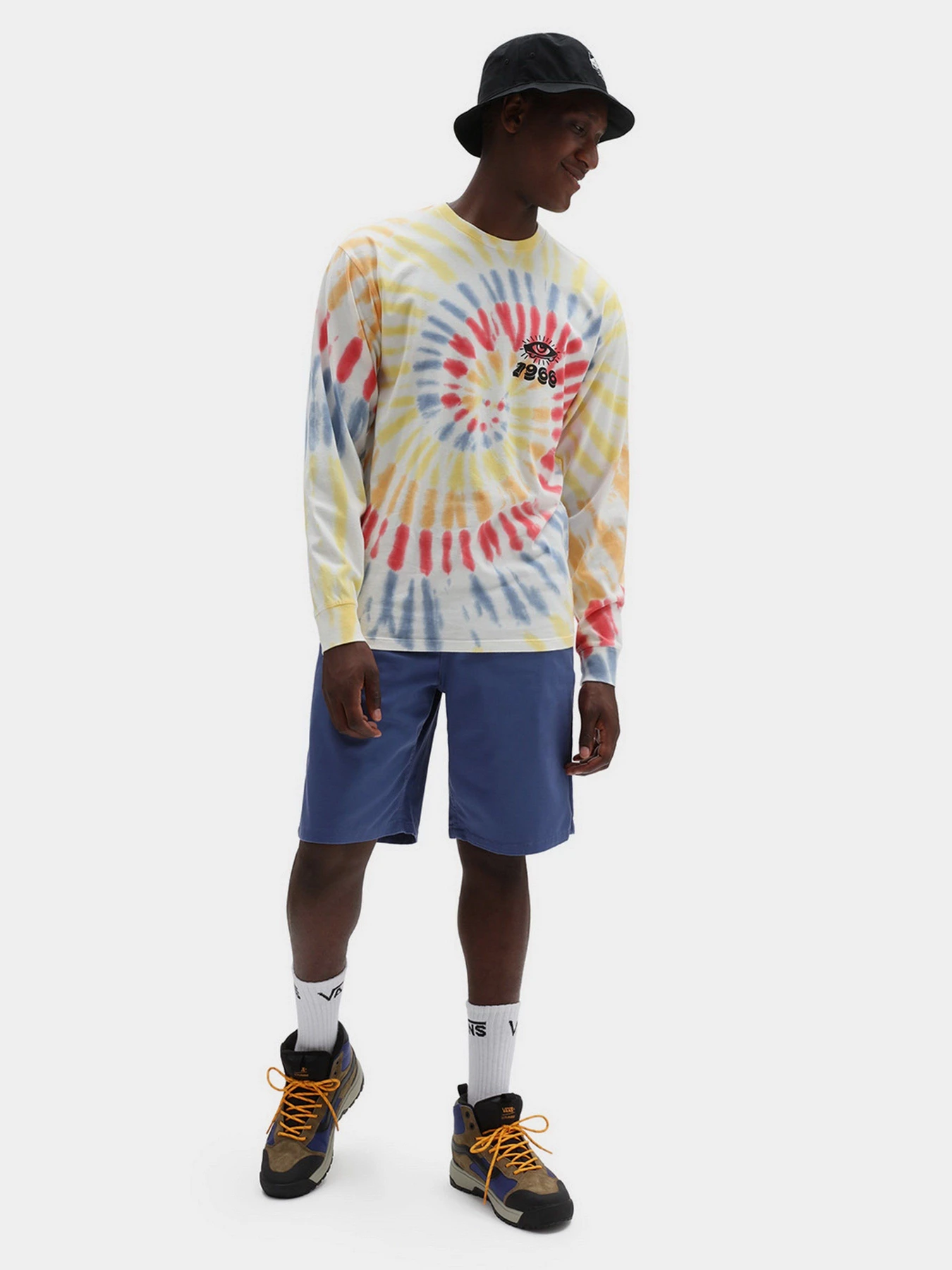 Шорты Vans Authentic модель VN0A5FJX5TU1 Шорты Vans Authentic модель VN0A5FJX5TU1 Фото