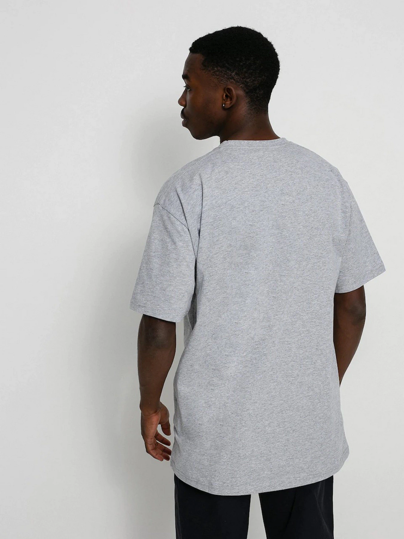 Футболки и поло Vans Left Chest Logo модель VN0A3CZEATJ1 Футболки и поло Vans Left Chest Logo модель VN0A3CZEATJ1 Фото