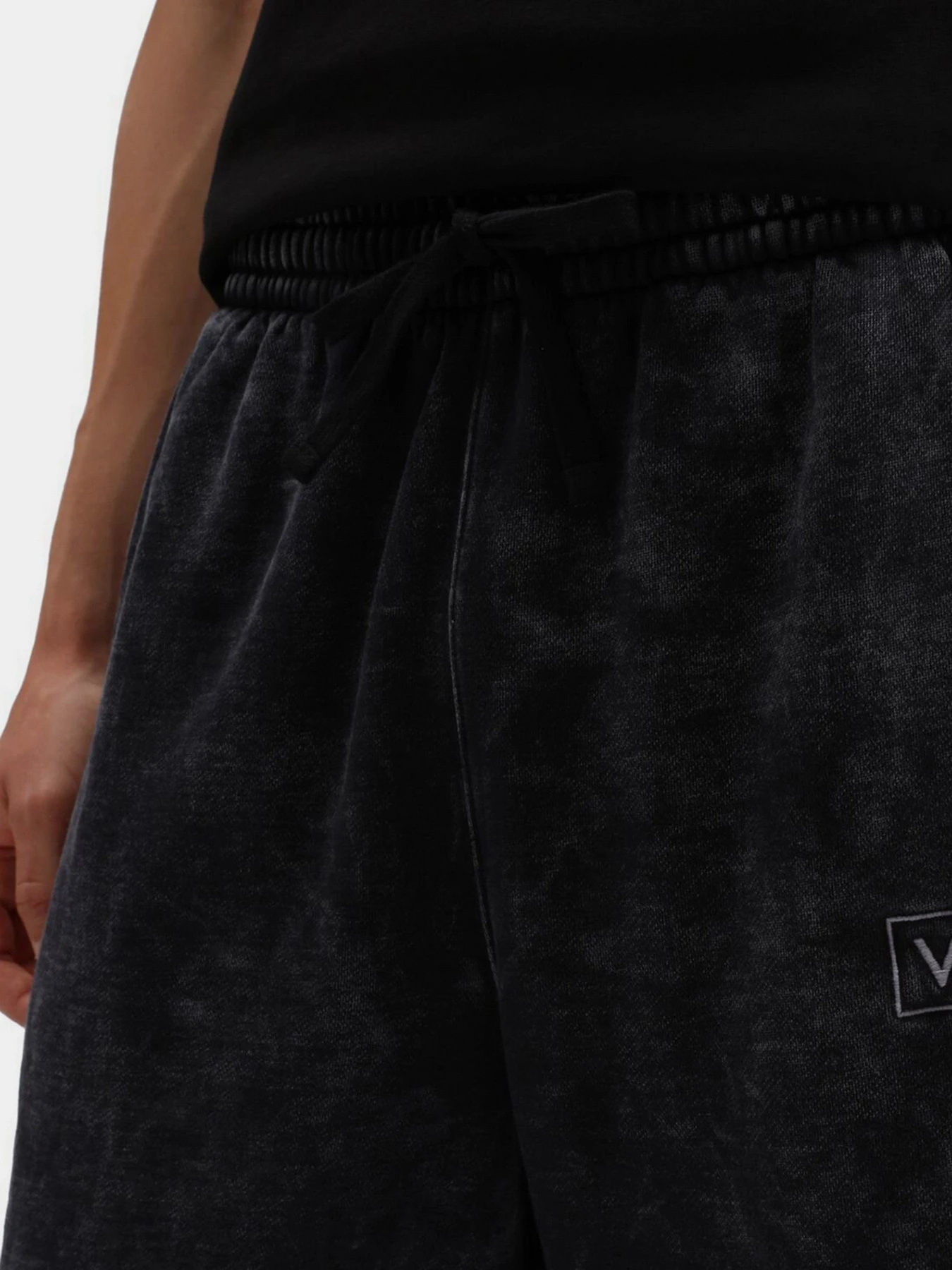 Брюки Vans Mineral Wash модель VN0A7S53BLK1 Фото
