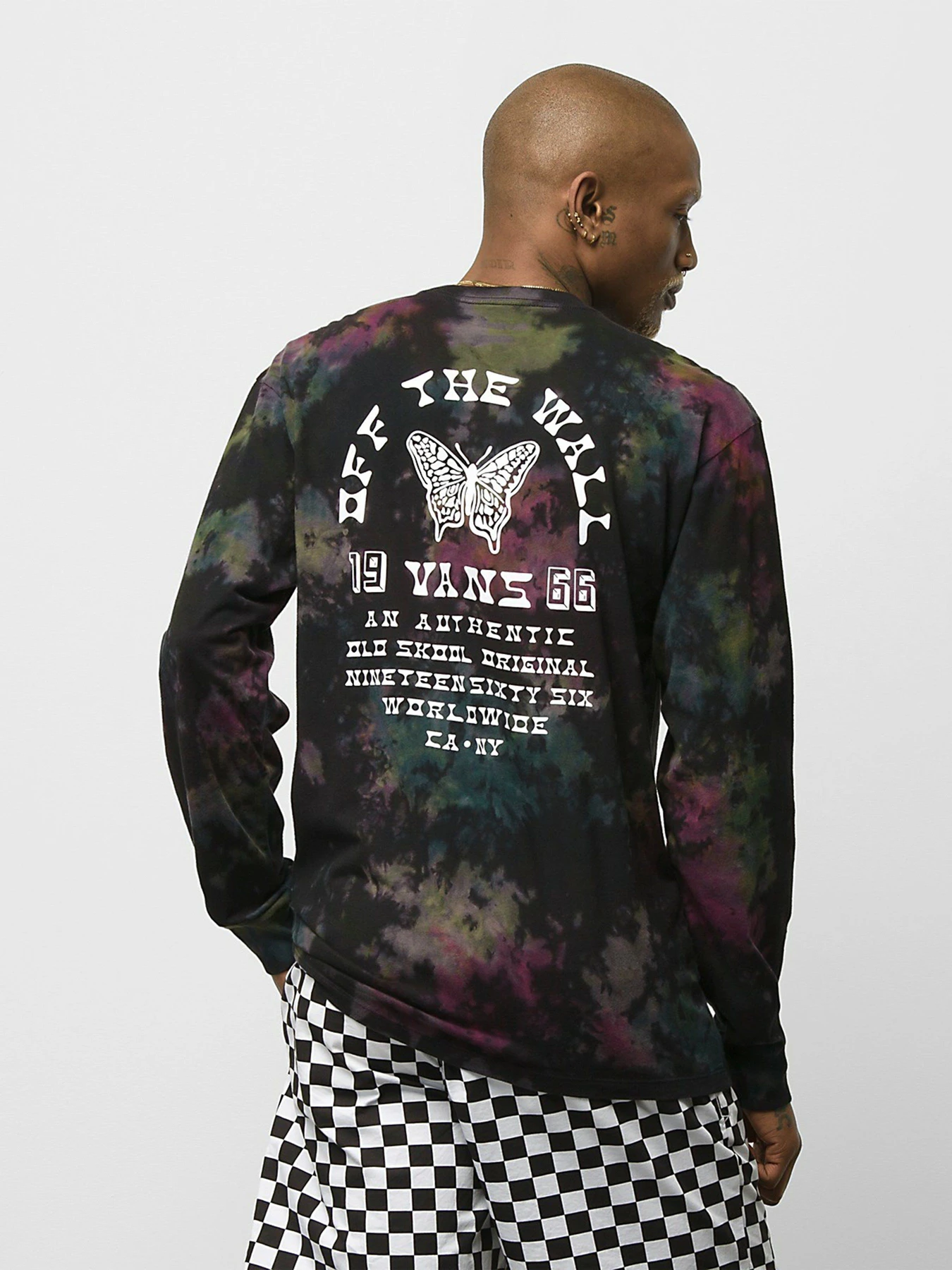 Худи и свитшоты Vans Tri Tie Dye модель VN00001FY9I1 Худи и свитшоты Vans Tri Tie Dye модель VN00001FY9I1 Фото