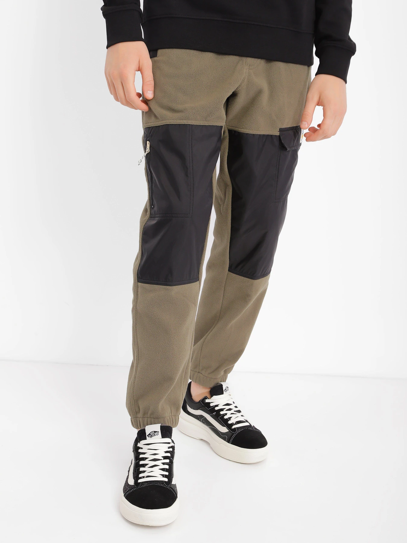 Брюки Vans RELAXED FLEECE модель VN00000KKEK1 Фото