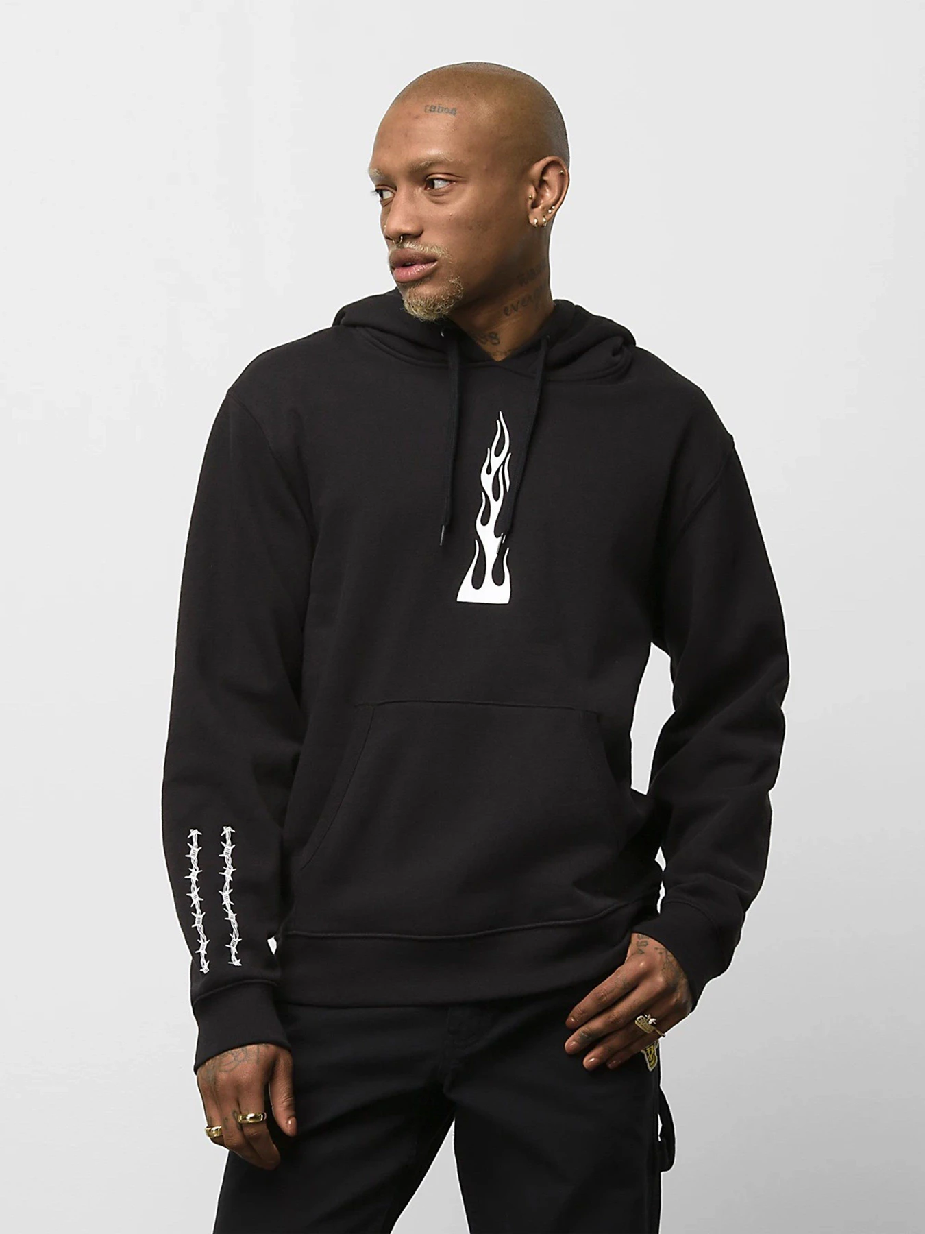 Худи и свитшоты Vans Elijah Berle Fleece модель VN0000B4BLK1 Худи и свитшоты Vans Elijah Berle Fleece модель VN0000B4BLK1 Фото