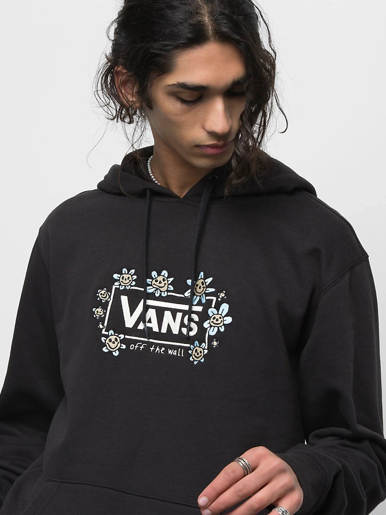 Худи и свитшоты Vans Trippy Grin модель VN0000BRBLK1 Худи и свитшоты Vans Trippy Grin модель VN0000BRBLK1 Фото