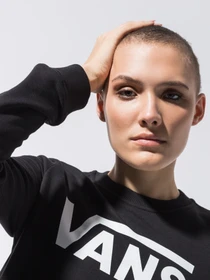 Худі та світшоти Vans Classic V Crew модель VN0A4S97BLK1 Фото