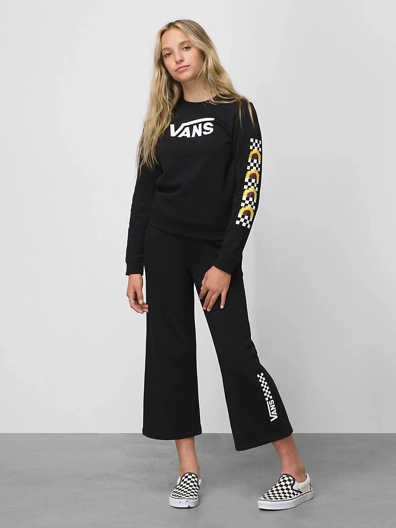 Штани Vans Chalkboard Crop модель VN0A7RUCBLK1 Штани Vans Chalkboard Crop модель VN0A7RUCBLK1 Фото